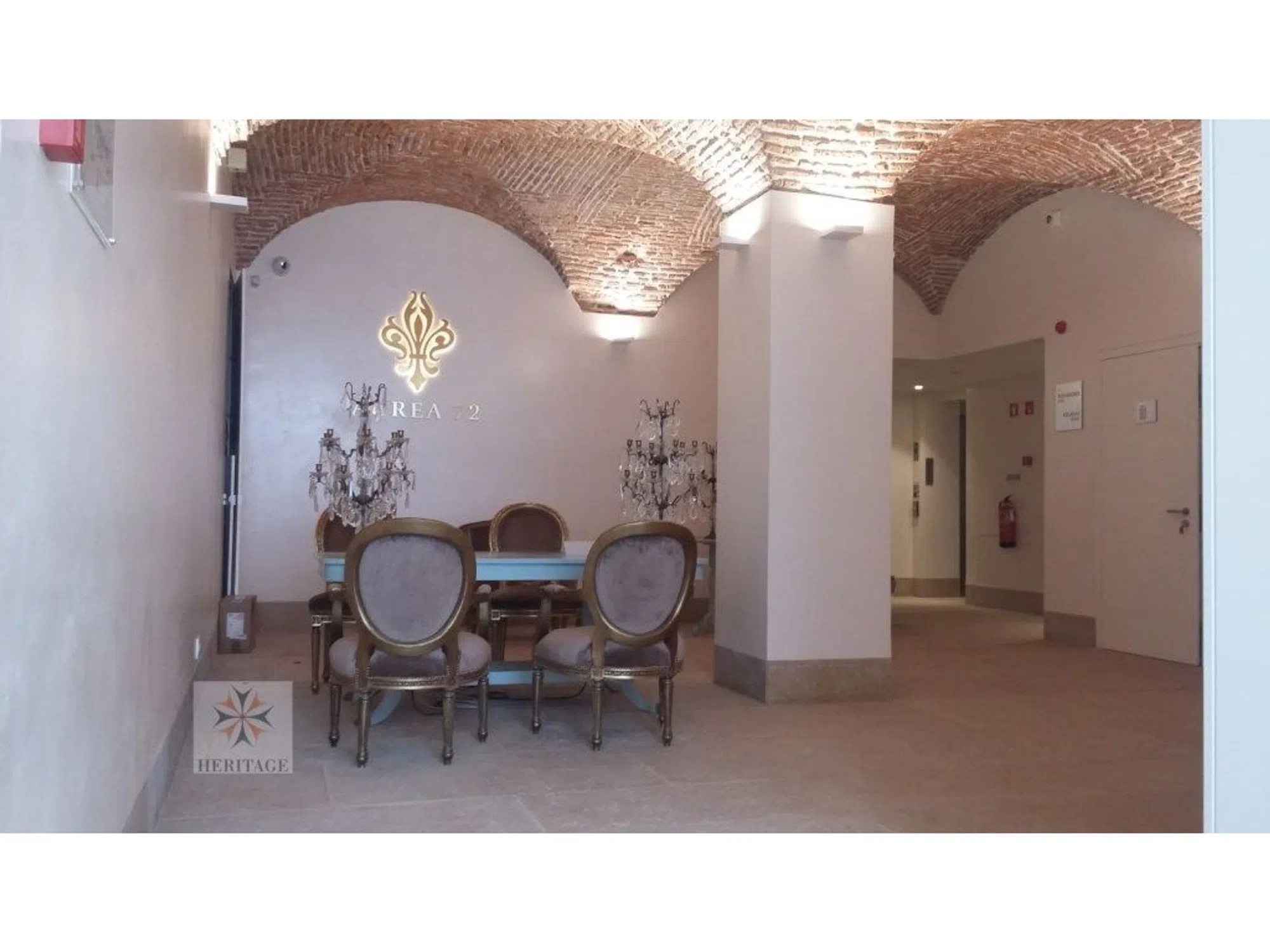 Duplex - Photo 4