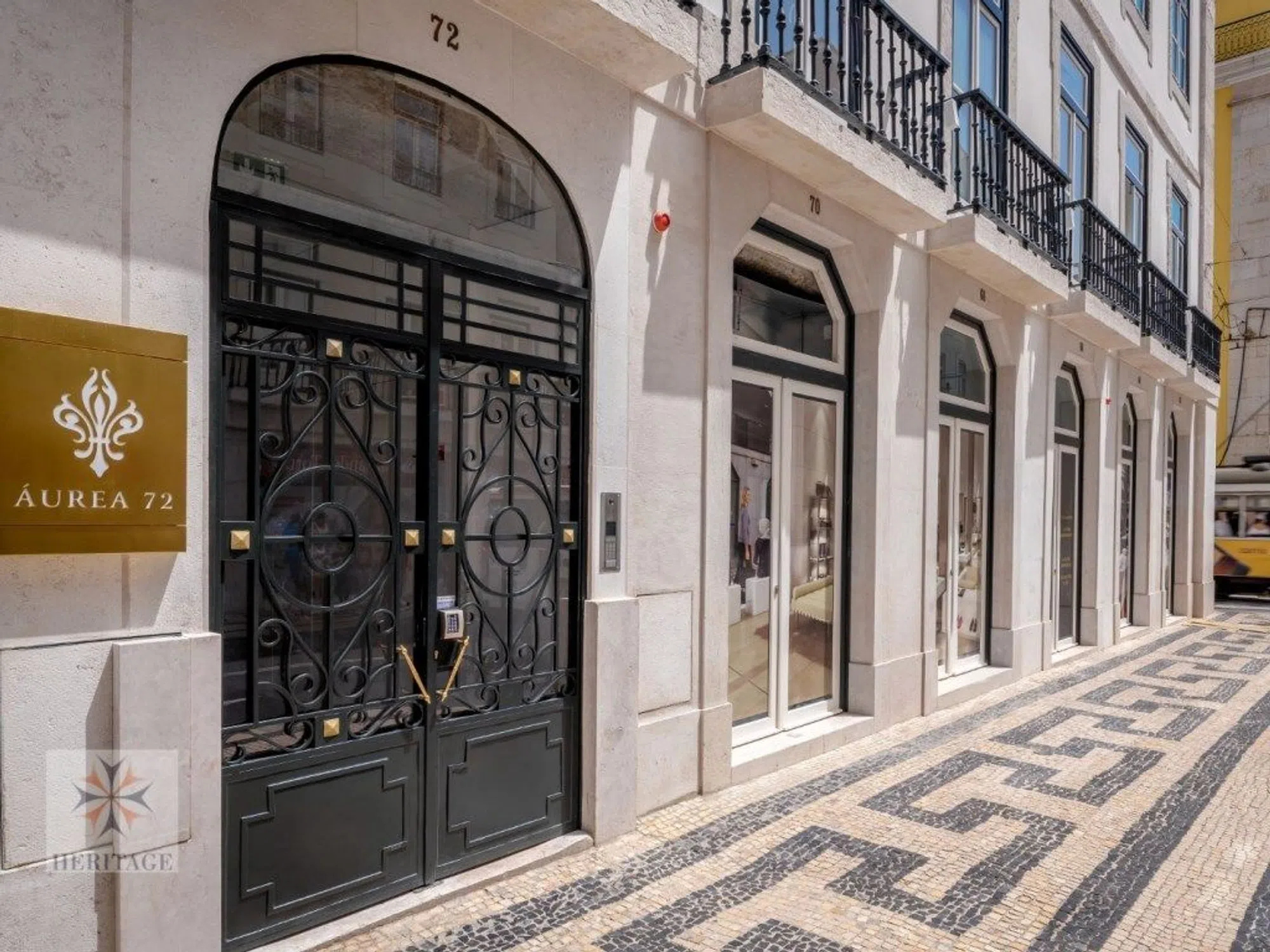 Duplex - Photo 10