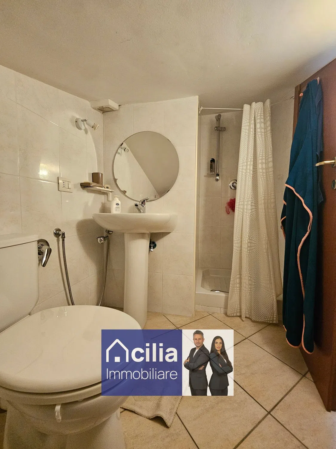 Appartamento su due piani in via Mordano, 28 ----/b - Photo 20