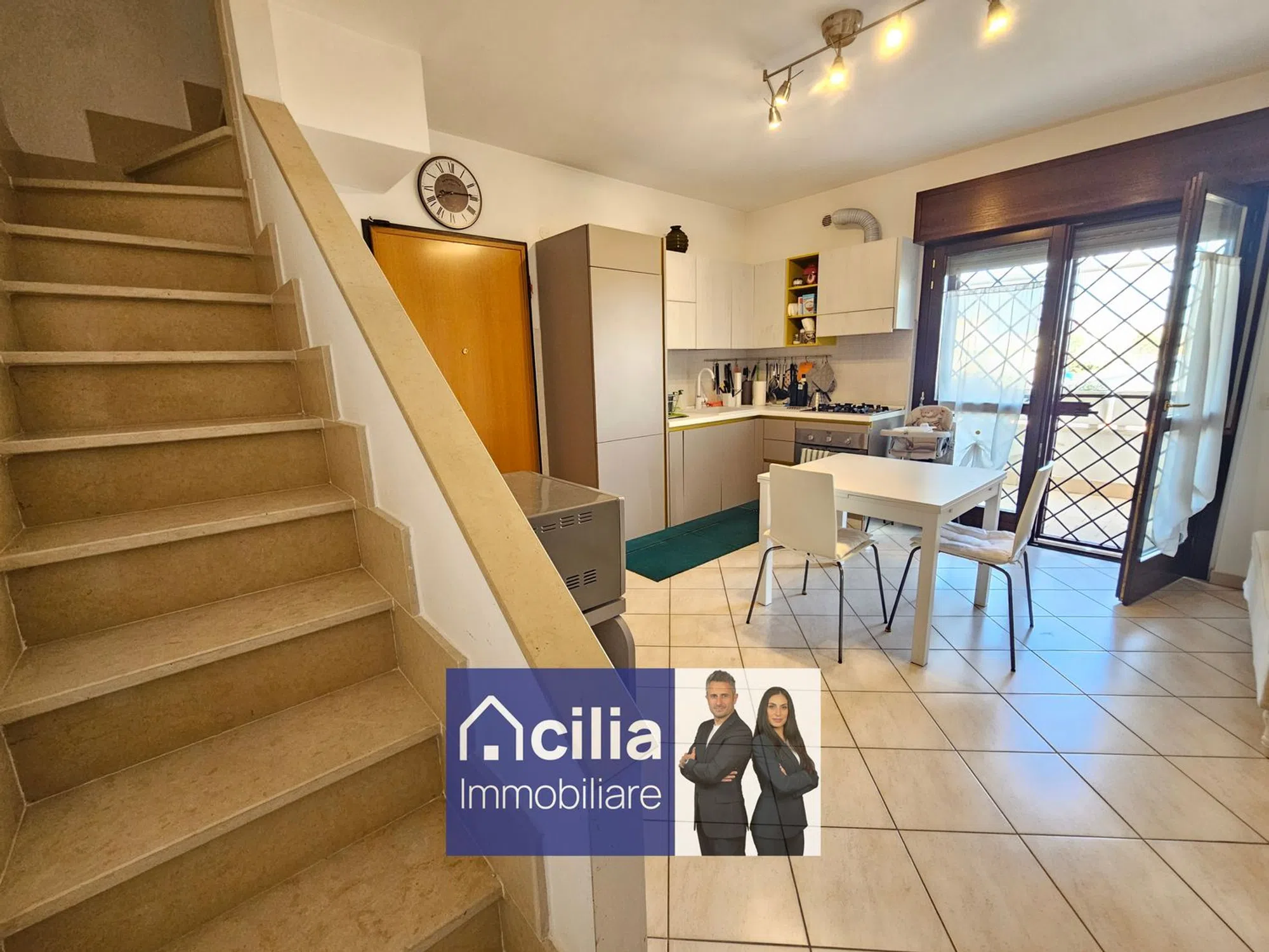Appartamento su due piani in via Mordano, 28 ----/b - Photo 6