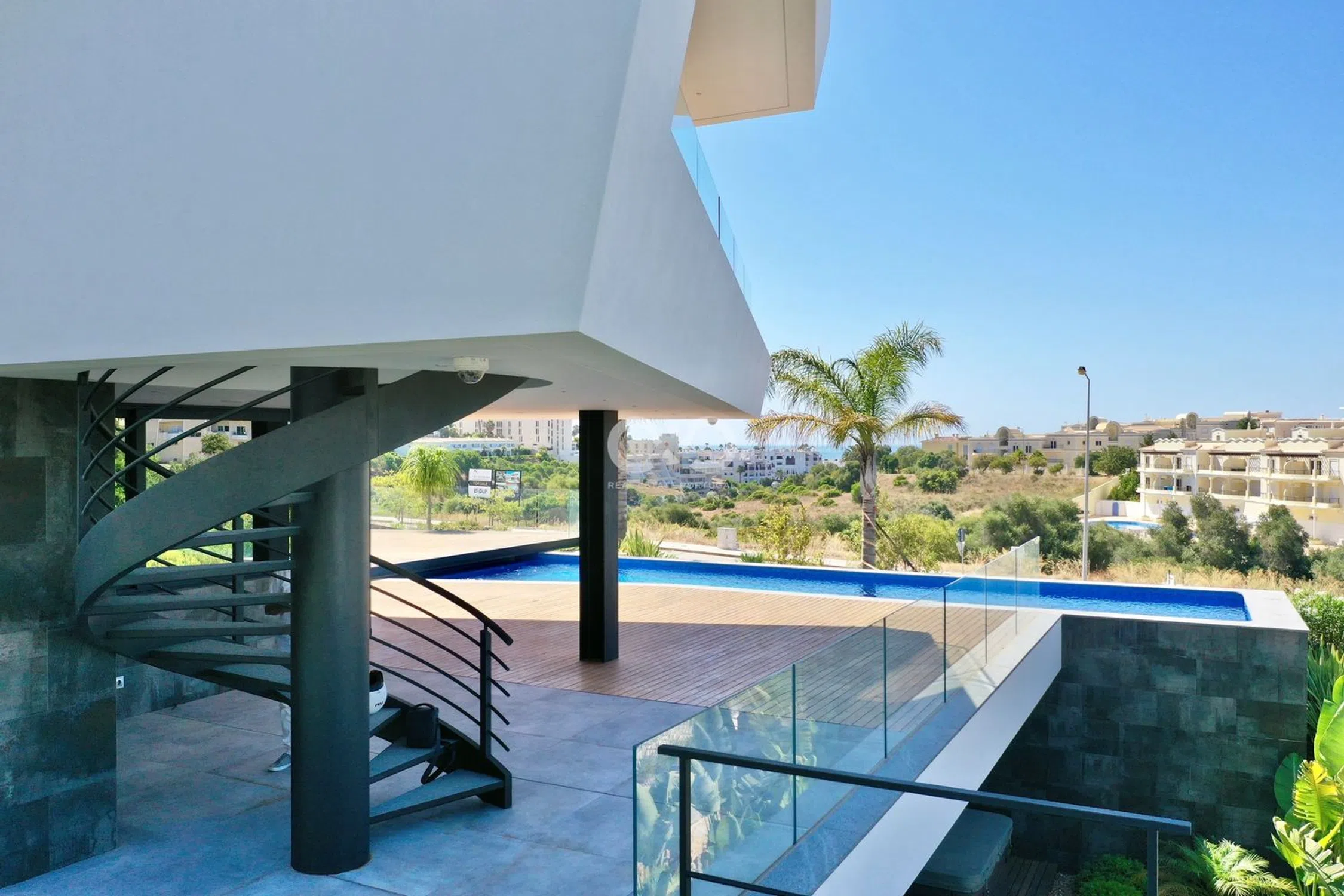Moradia - Photo 3