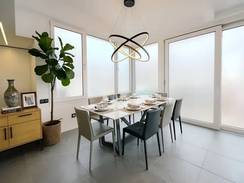 Penthouse - Photo 2