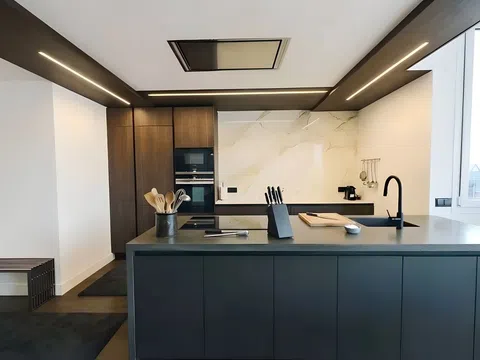 Penthouse - Photo 3