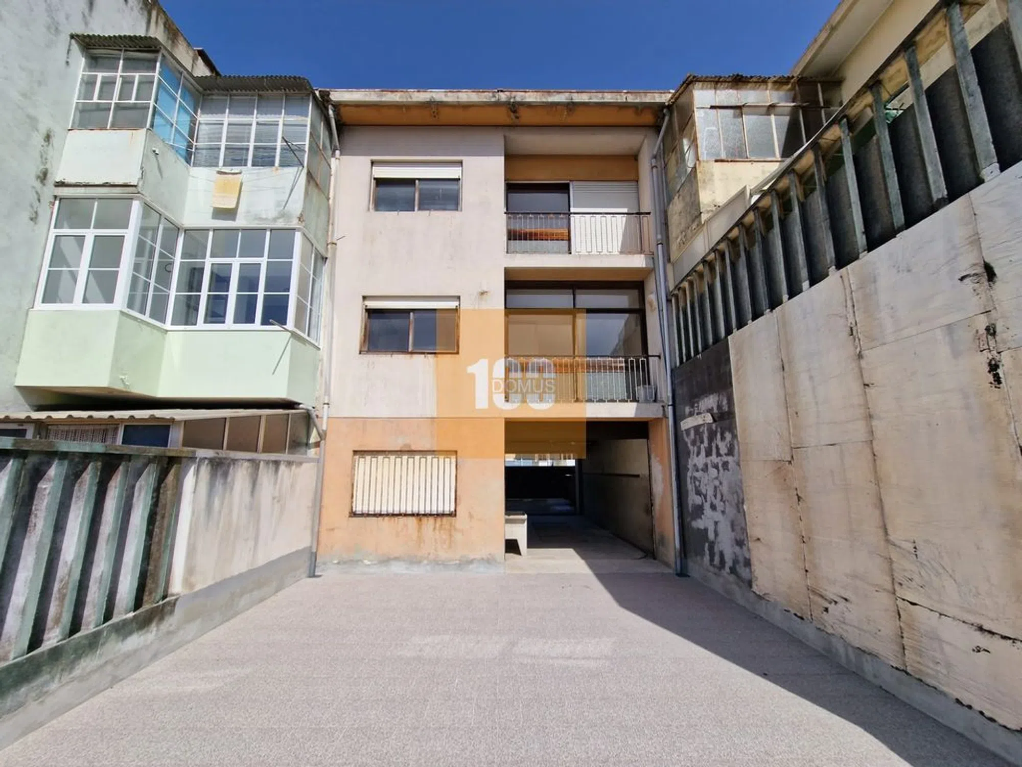 Moradia em banda na rua Martim de Freitas - Photo 3