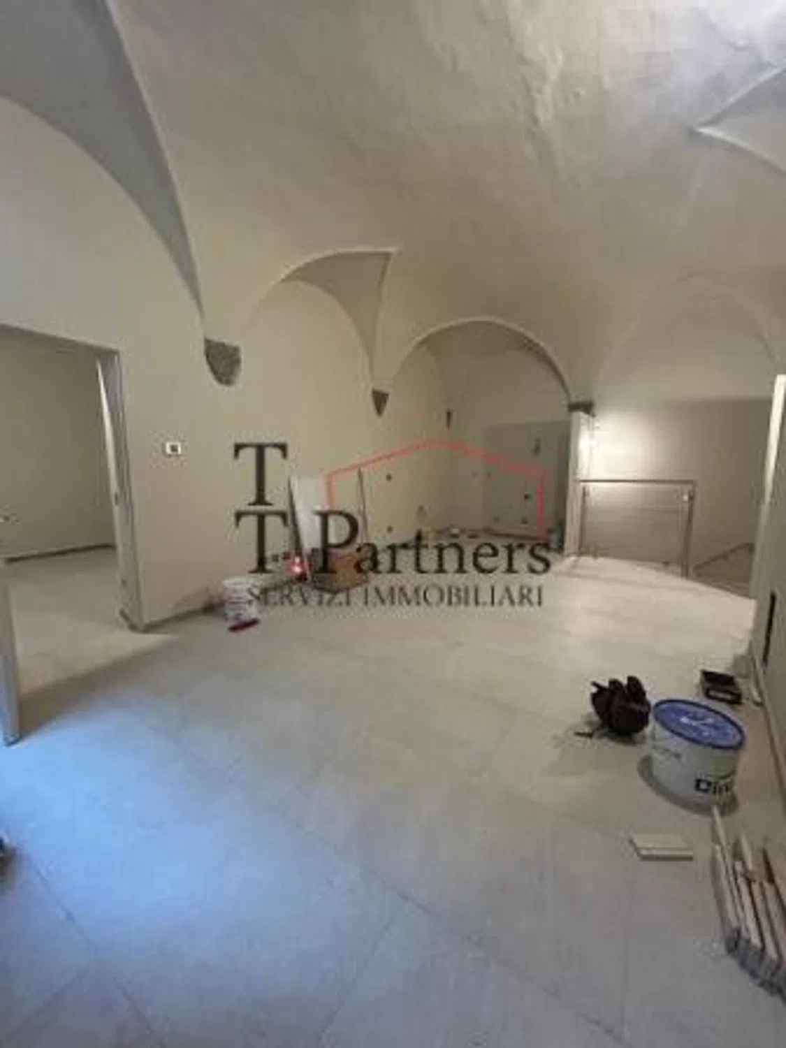 Appartamento su due piani in via Romana s.n.c. - Photo 3