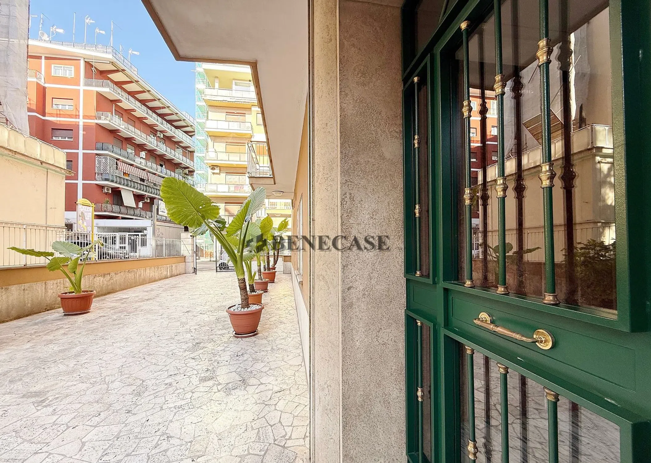 Bilocale in piazza Irnerio s.n.c. - Photo 17