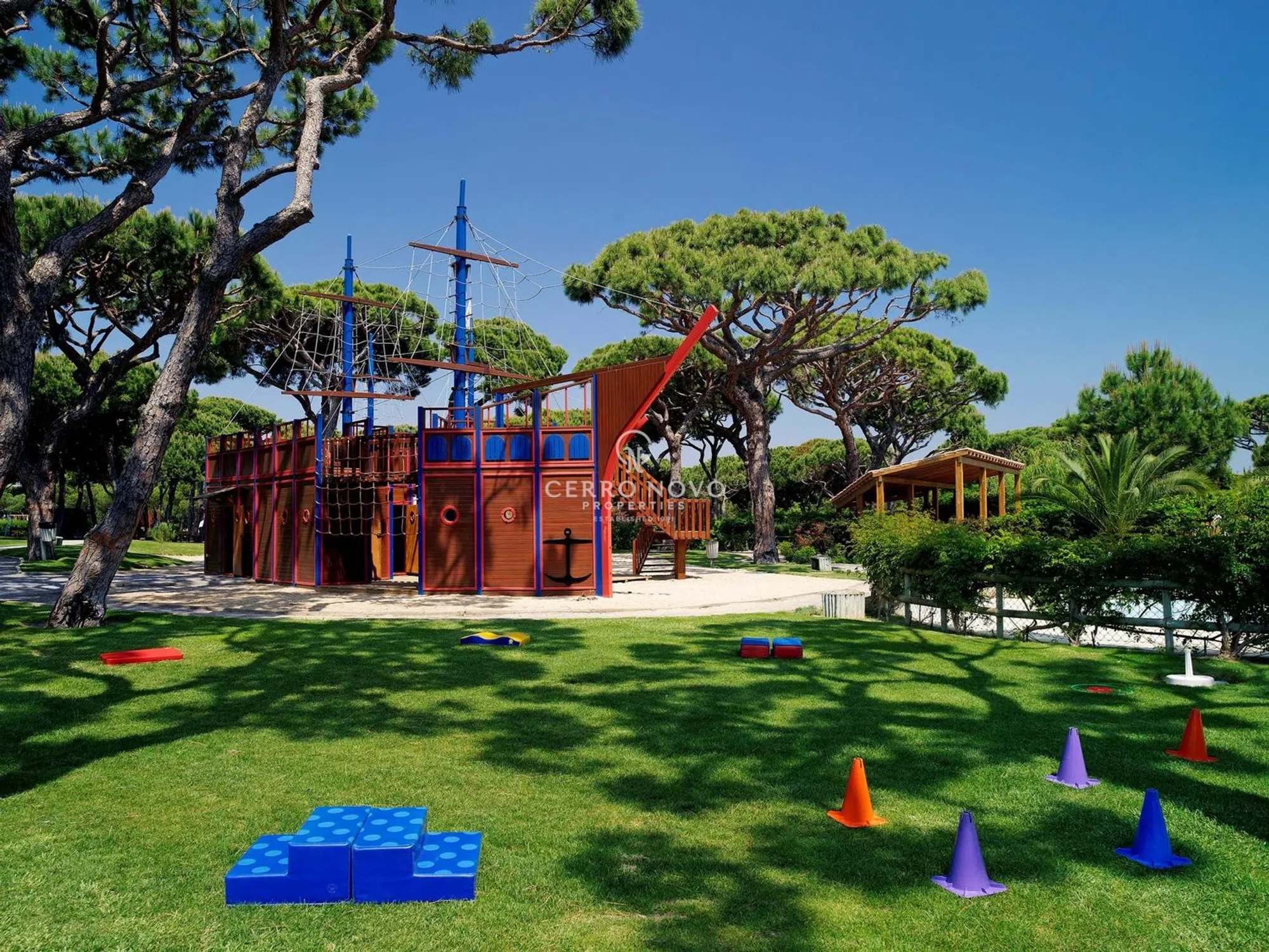 Moradia - Photo 11