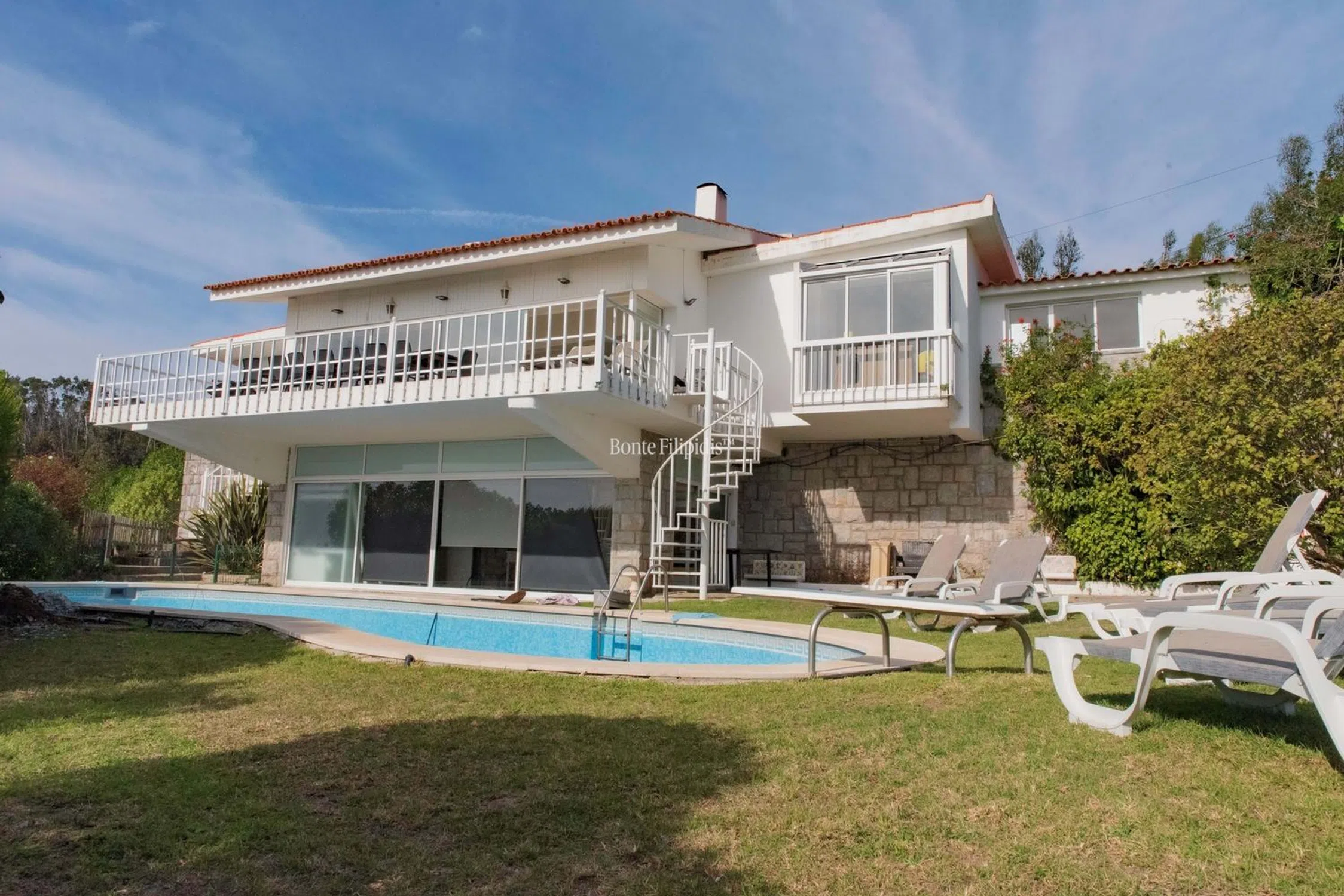 Moradia - Photo 2