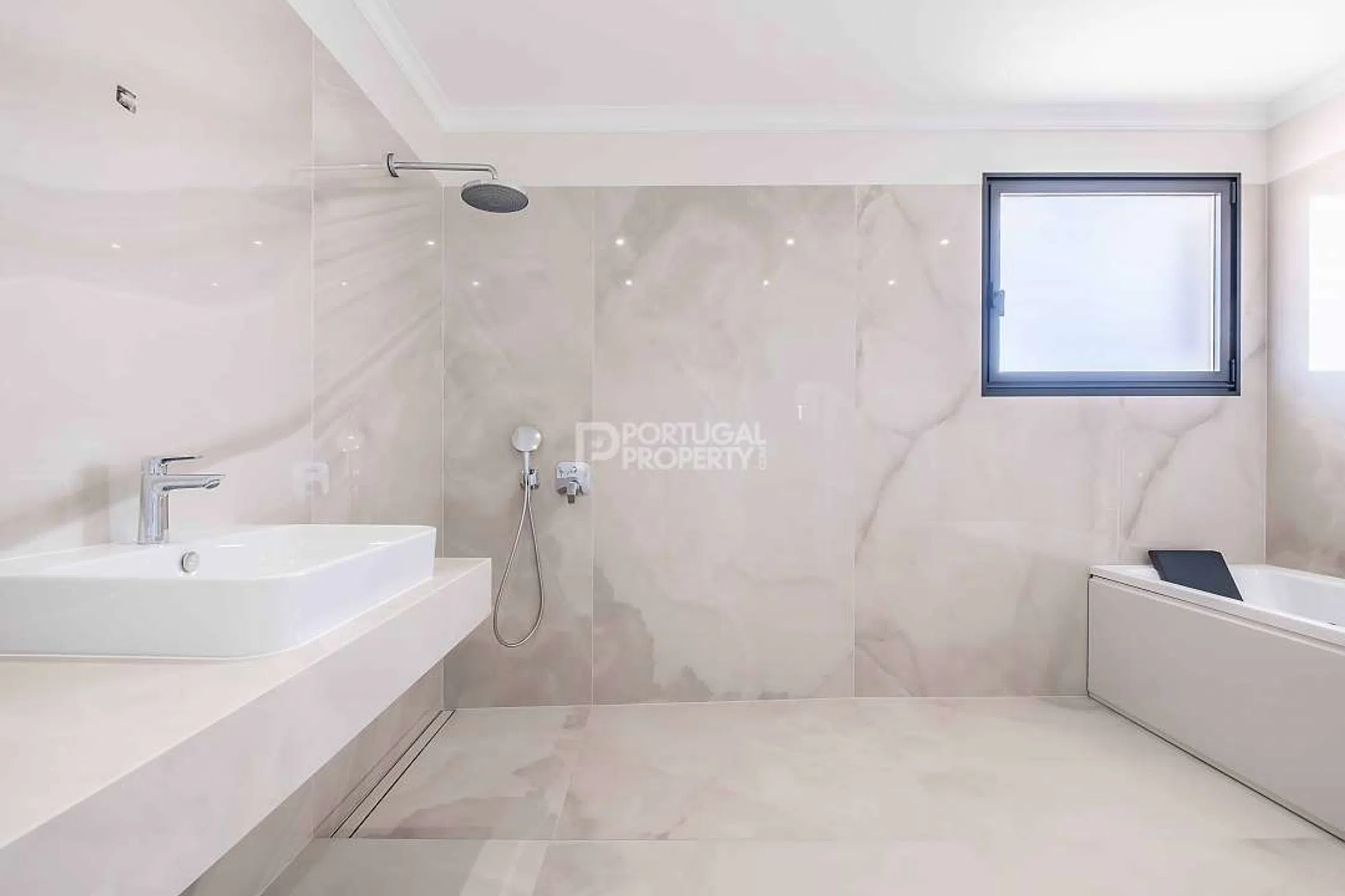 Moradia - Photo 9