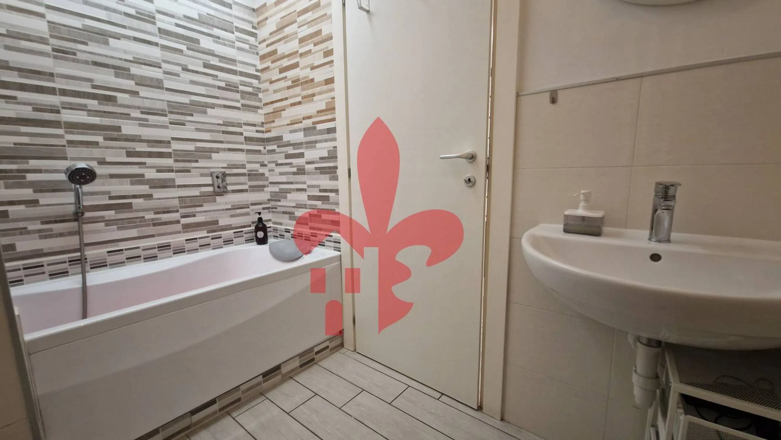 Bilocale in viale Belfiore s.n.c. - Photo 11