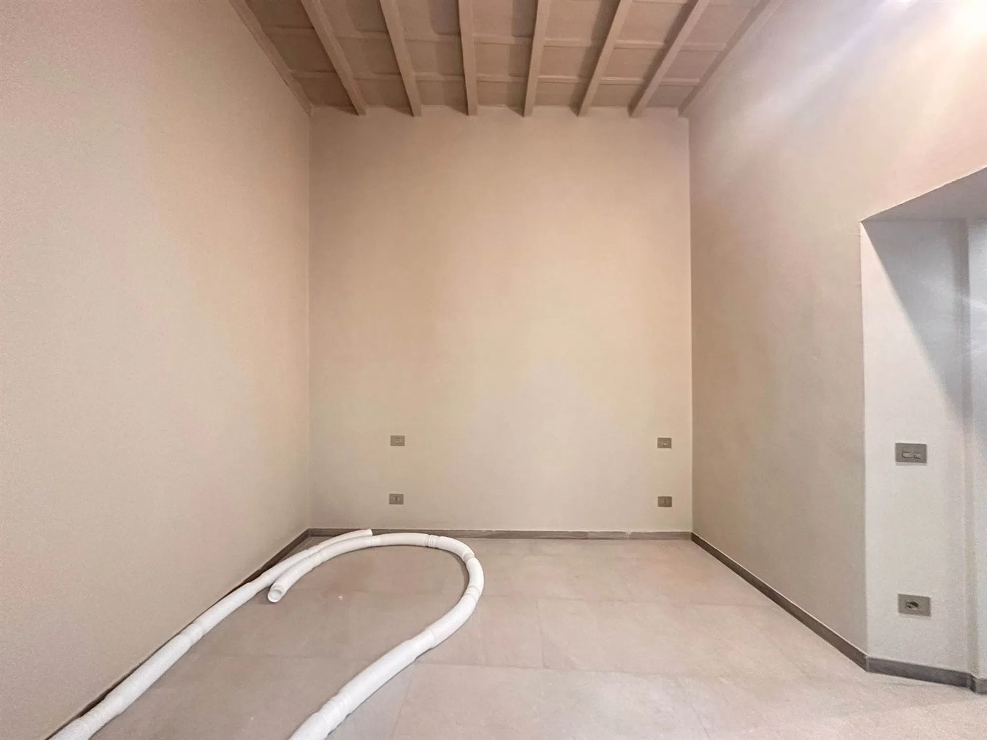 Trilocale in Quartiere Oltrarno - San Frediano - Santo Spirito - Photo 3