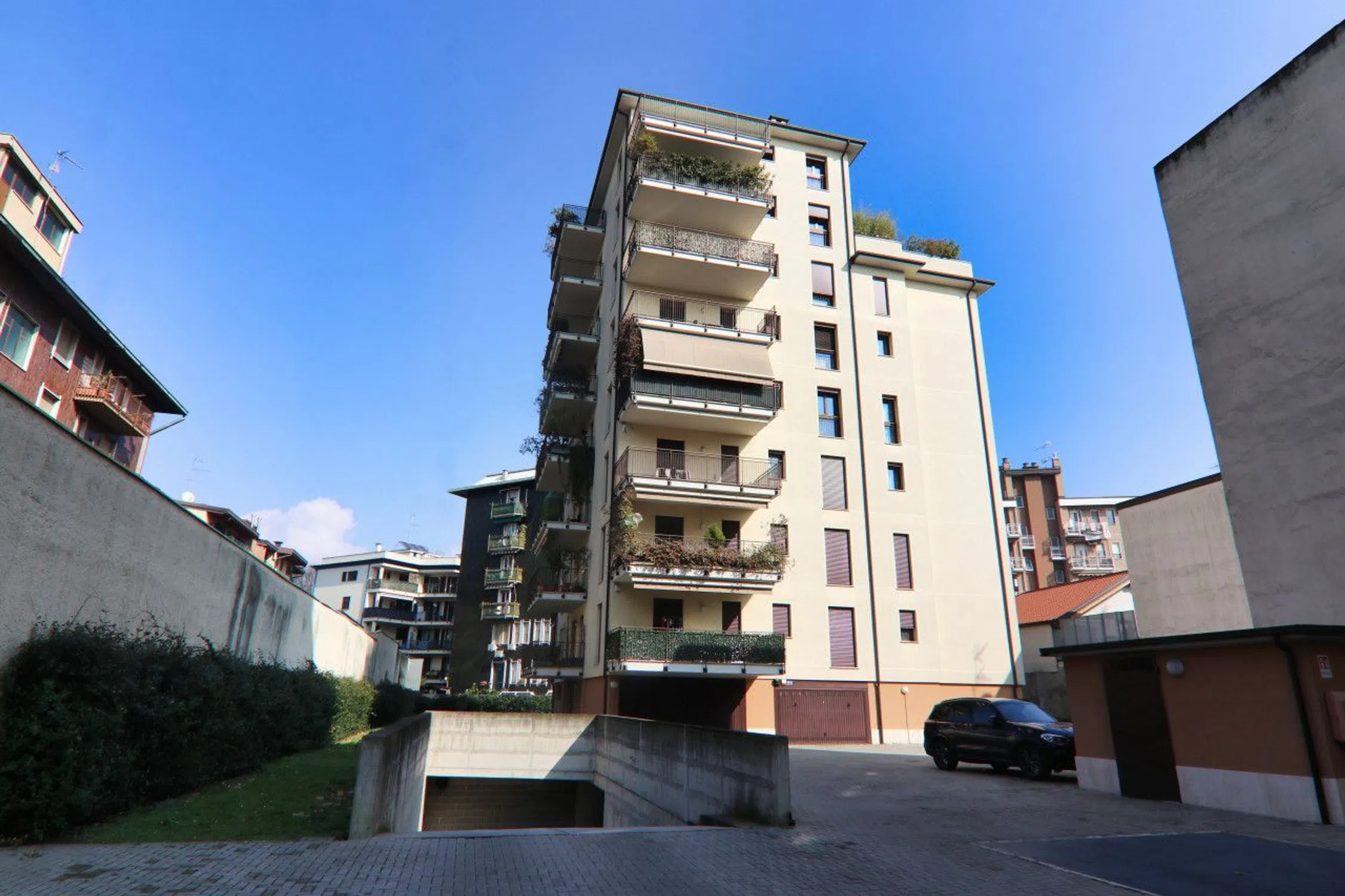 Bilocale in viale Certosa, 310