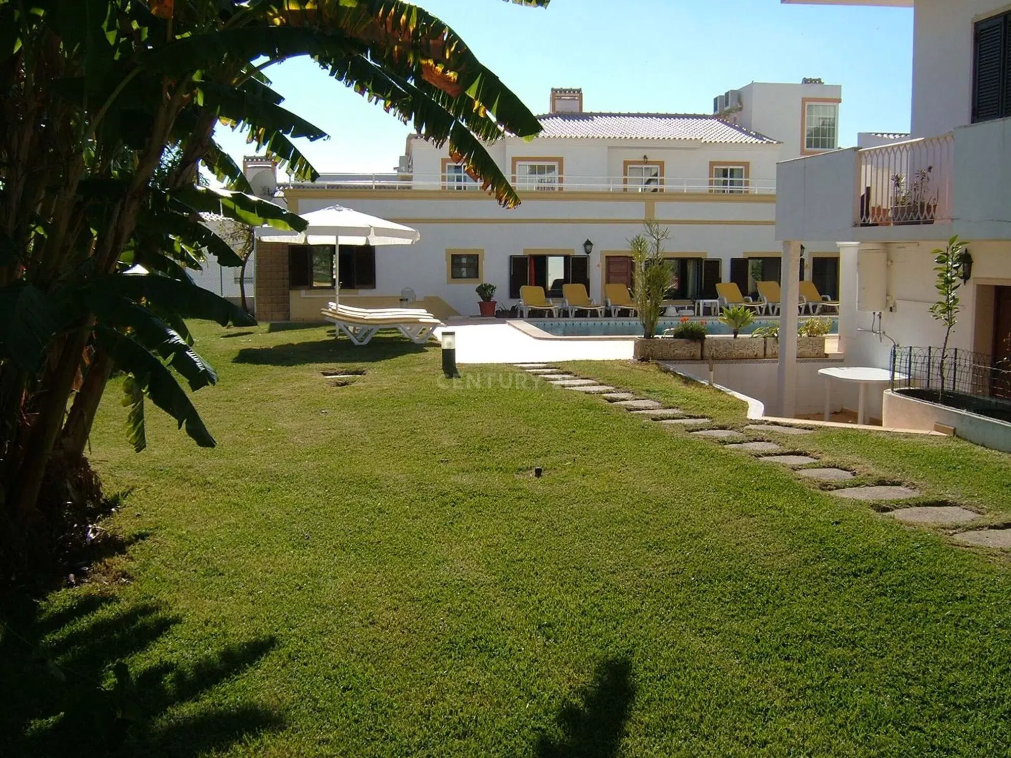 Moradia geminada na rua de Santo António, 19 - Photo 1
