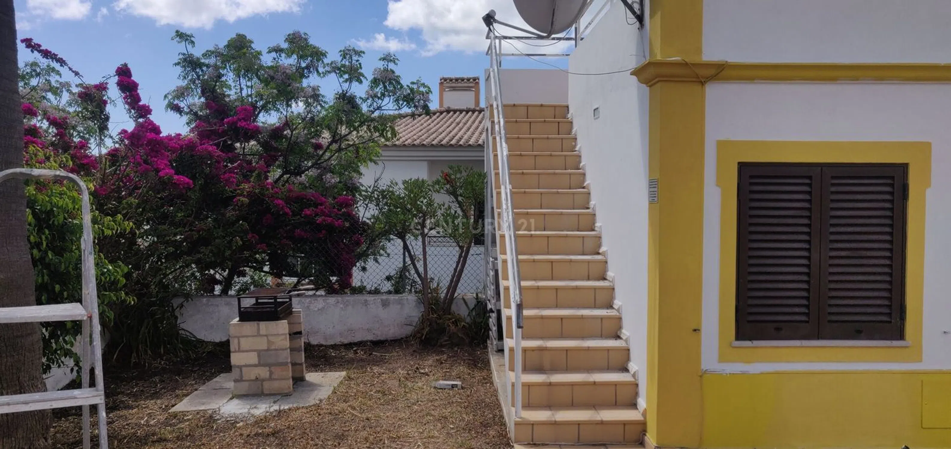Moradia geminada na rua de Santo António, 19 - Photo 3