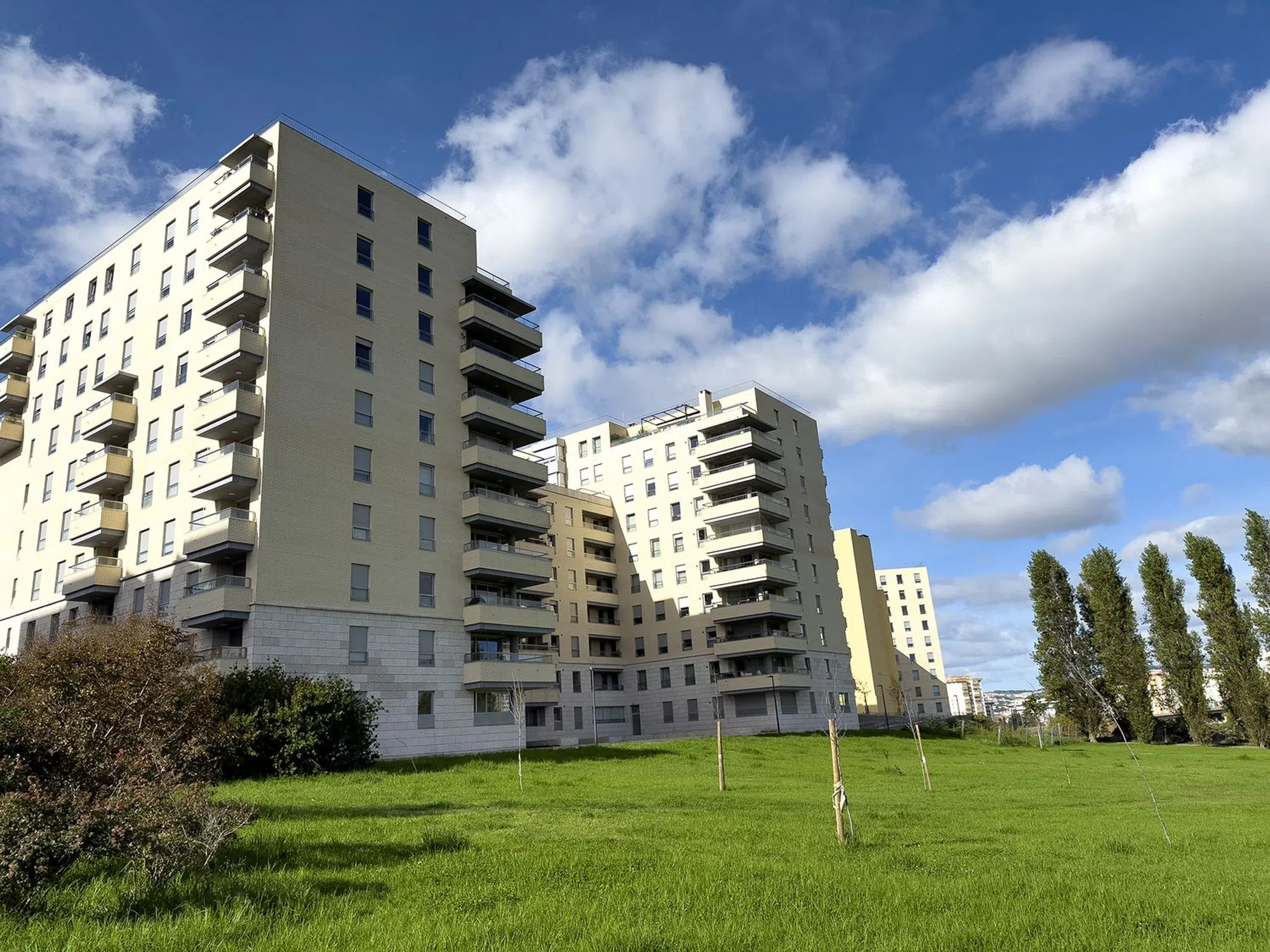 Apartamento na avenida David Mourão-Ferreira, 22