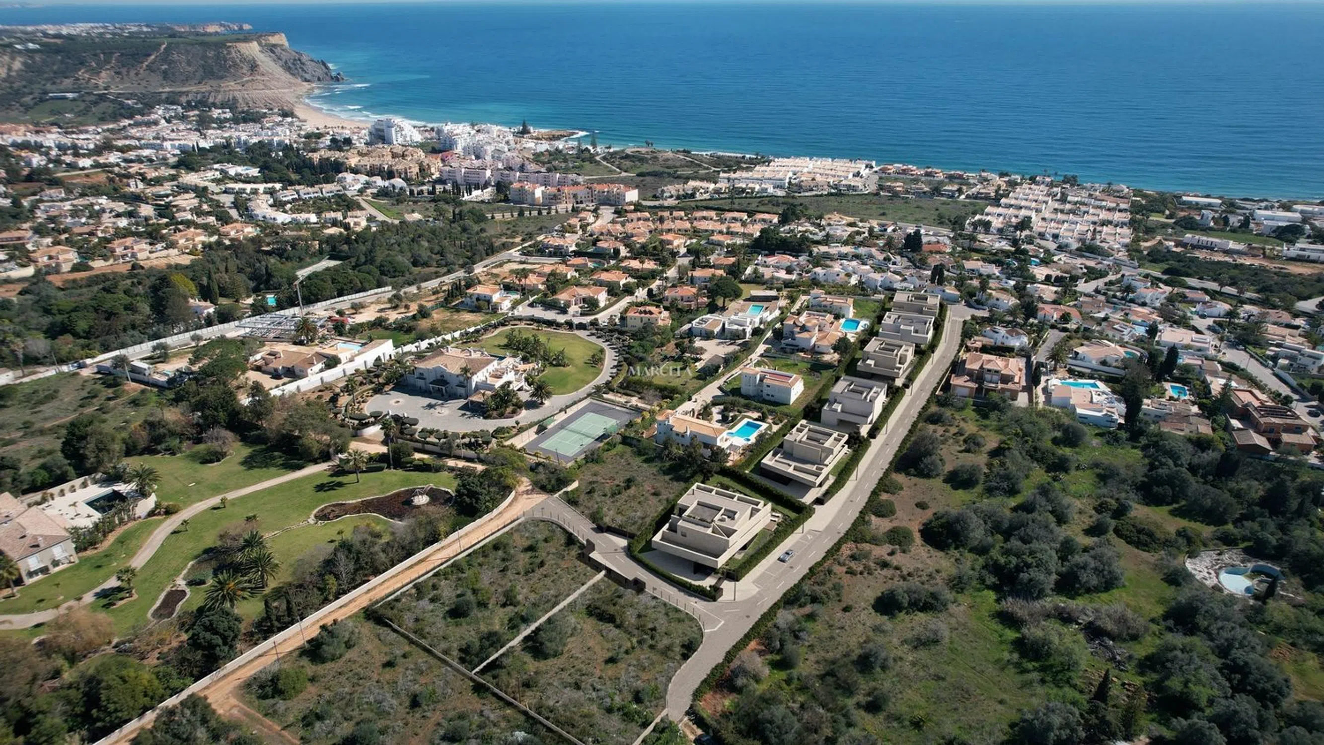 Moradia - Photo 10