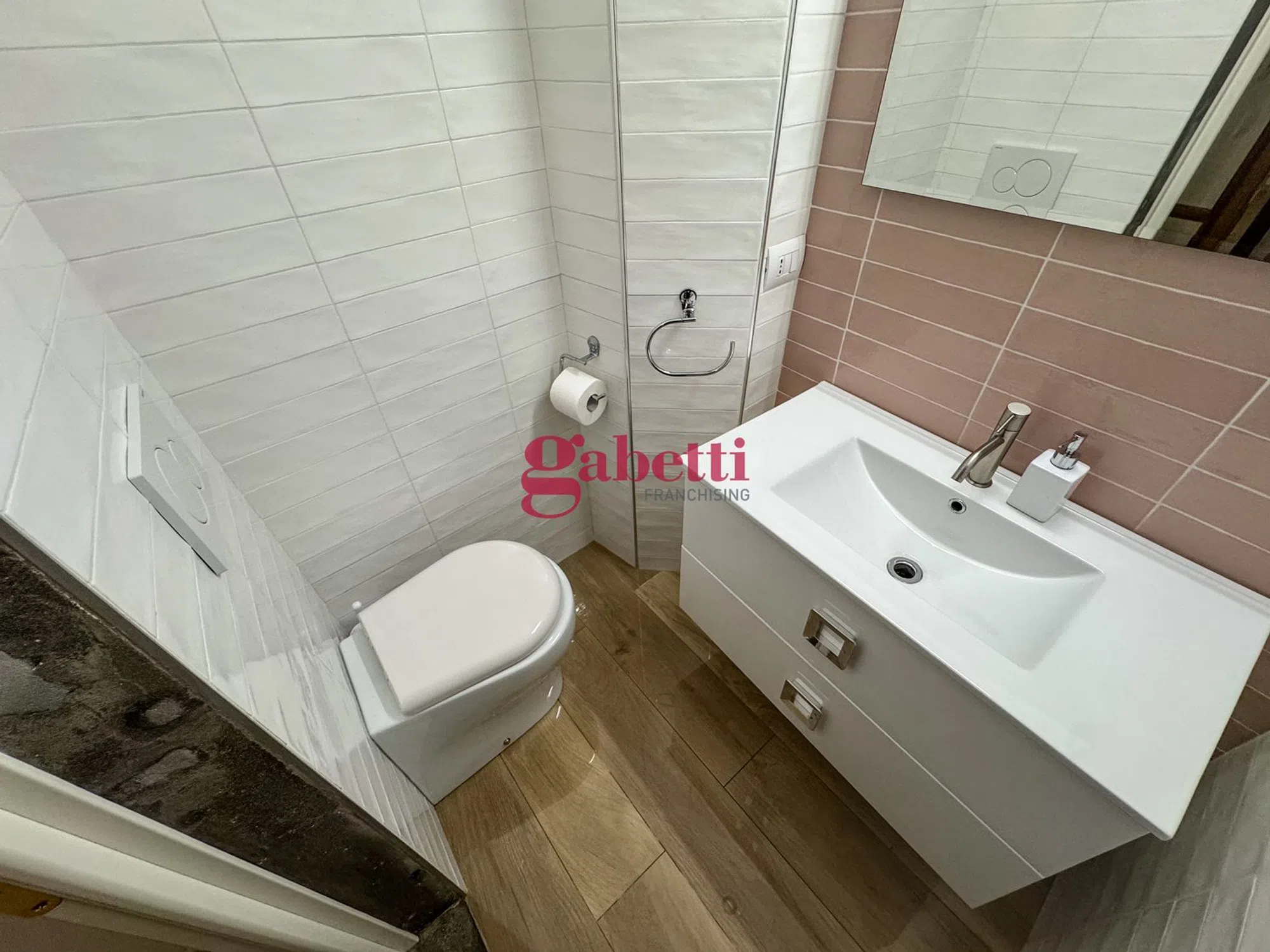Bilocale in via della Scala - Photo 17