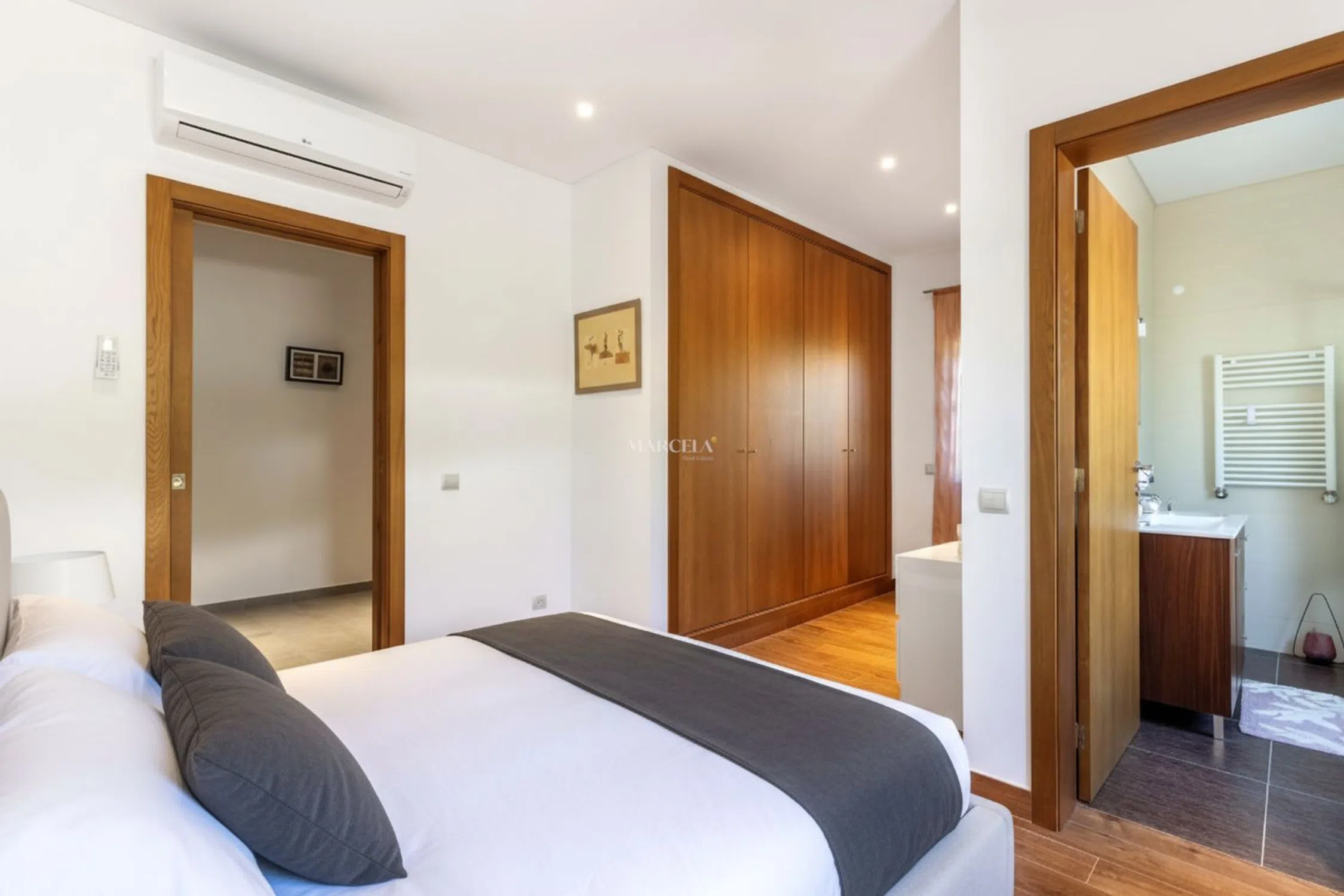 Moradia - Photo 17