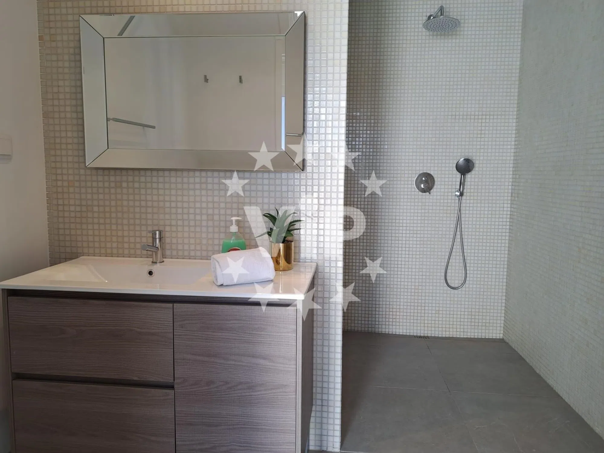 Moradia - Photo 9
