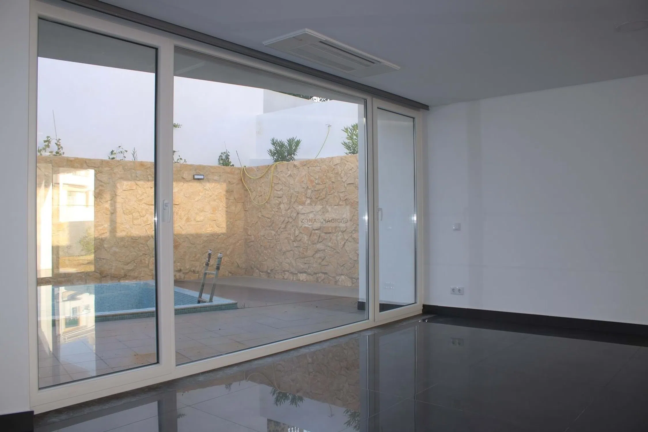 Moradia - Photo 11