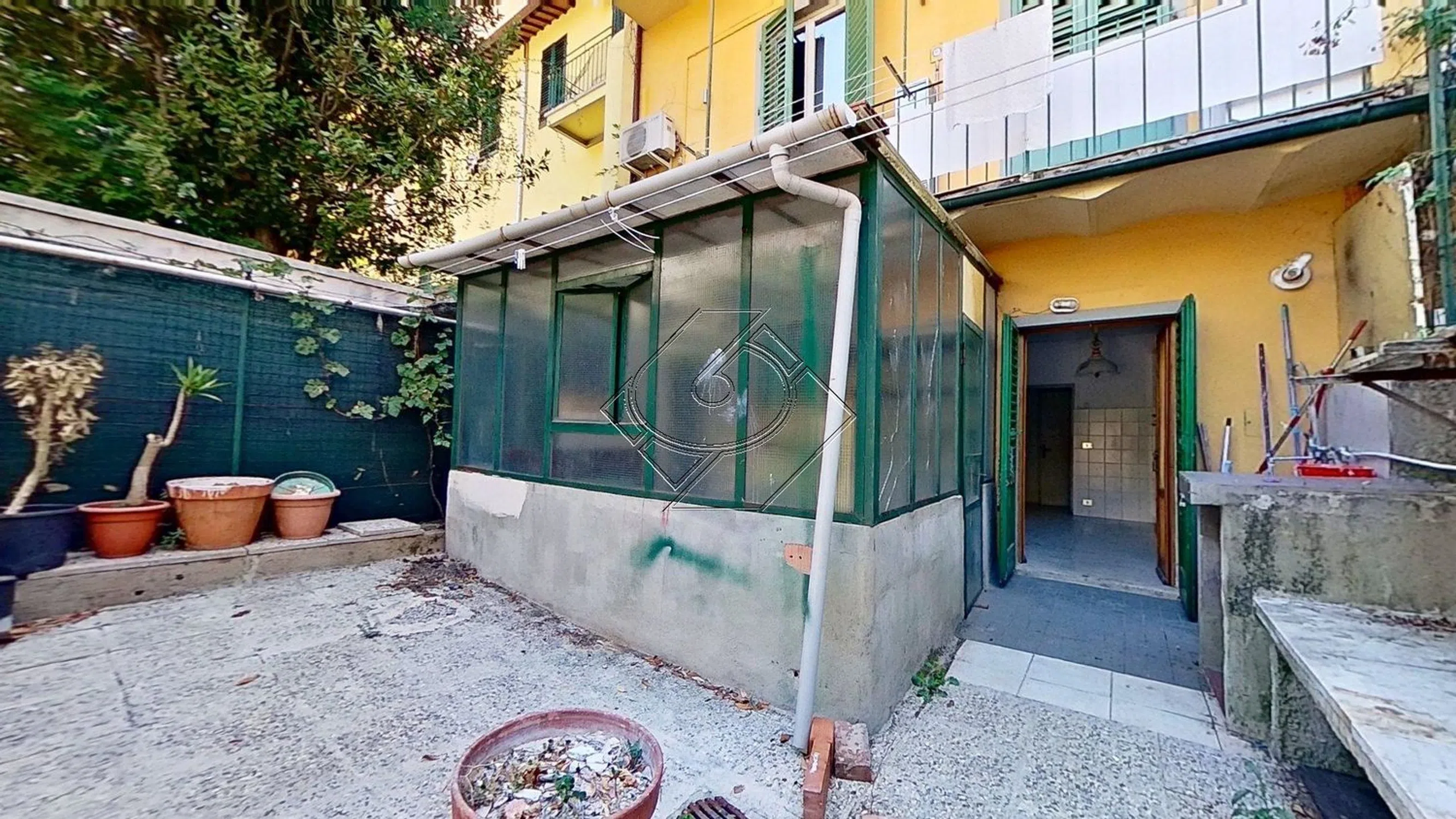 Appartamento in piazza Leopoldo Nobili s.n.c. - Photo 2