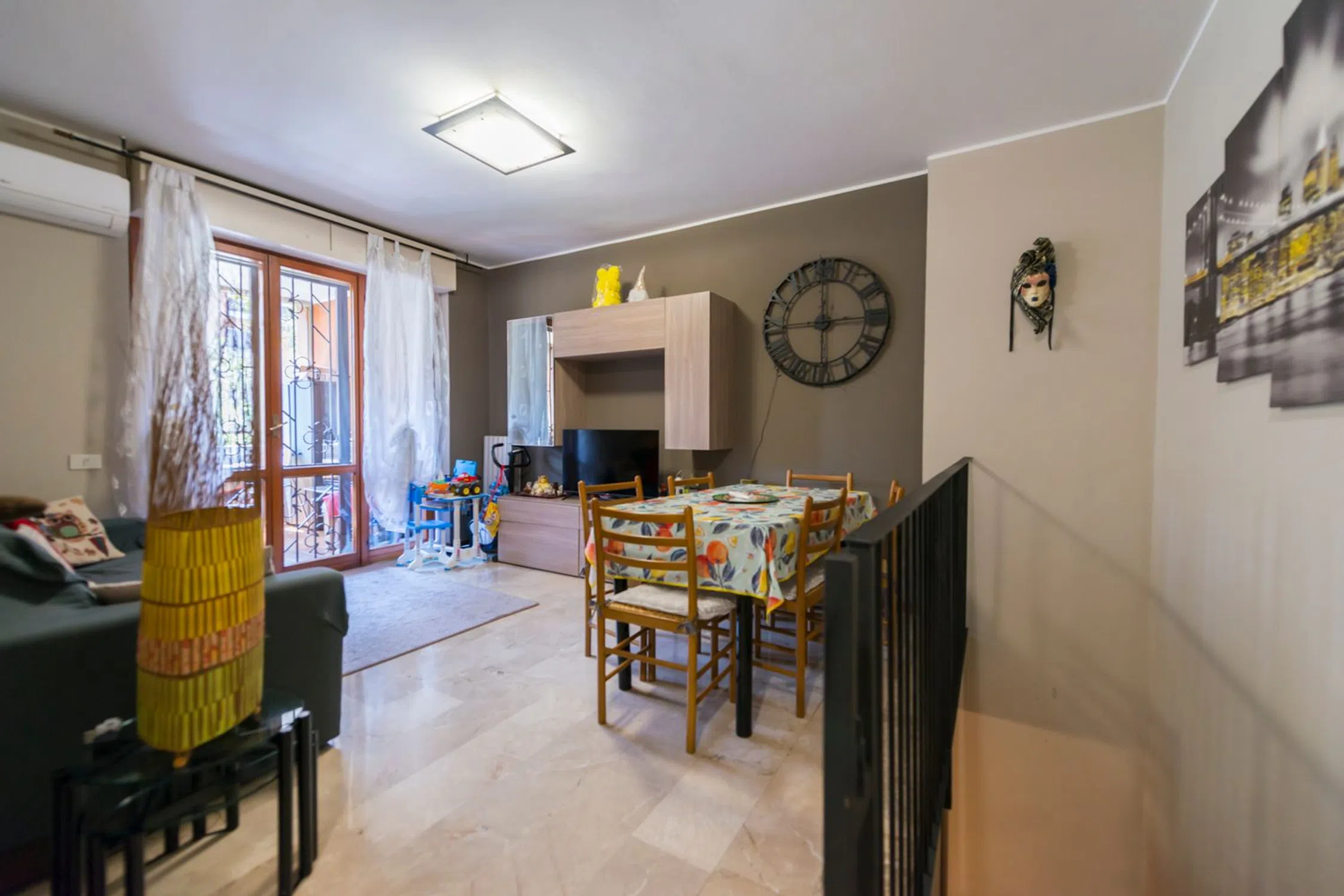 Appartamento su due piani in via Nicola Romeo, 5 - Photo 1