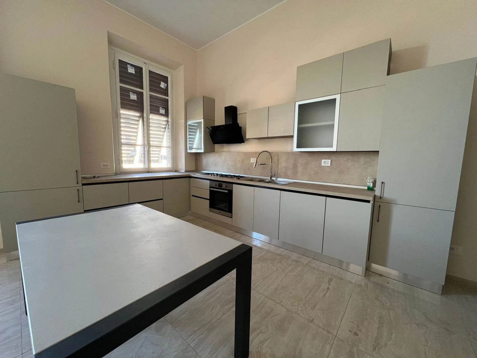 Appartamento in viale Spartaco Lavagnini s.n.c. - Photo 2
