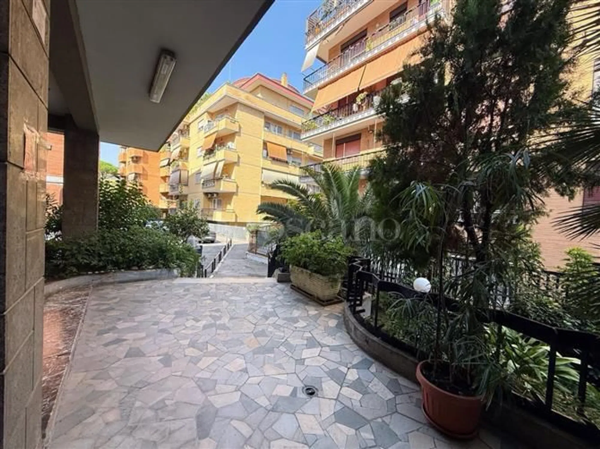 Trilocale in via Giuseppe Canepa - Photo 3