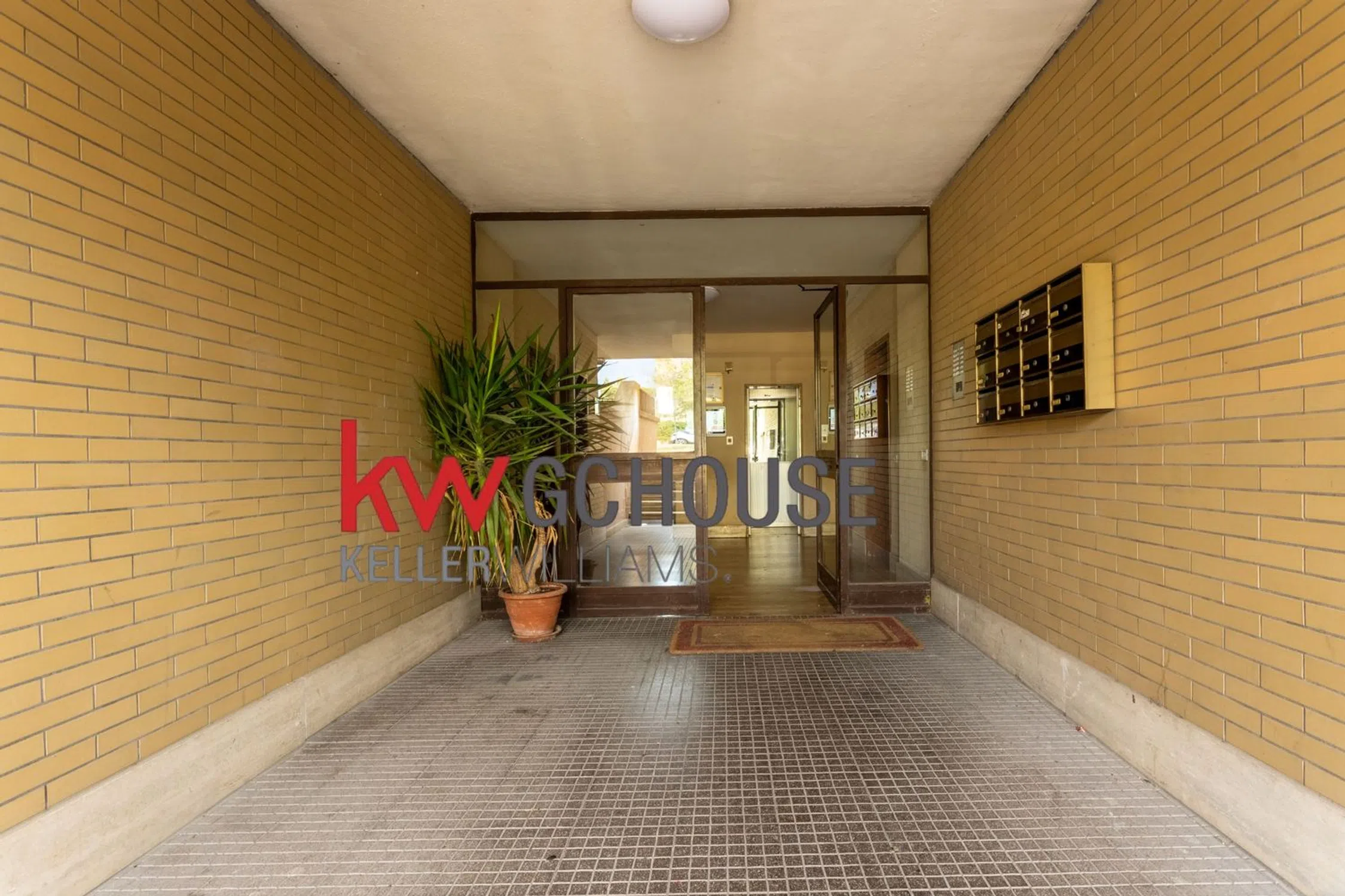 Trilocale in viale Alfredo Ottaviani s.n.c. - Photo 17