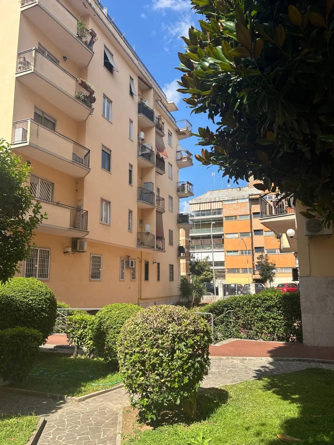 Trilocale in largo Benedetto Bompiani s.n.c. - Photo 3