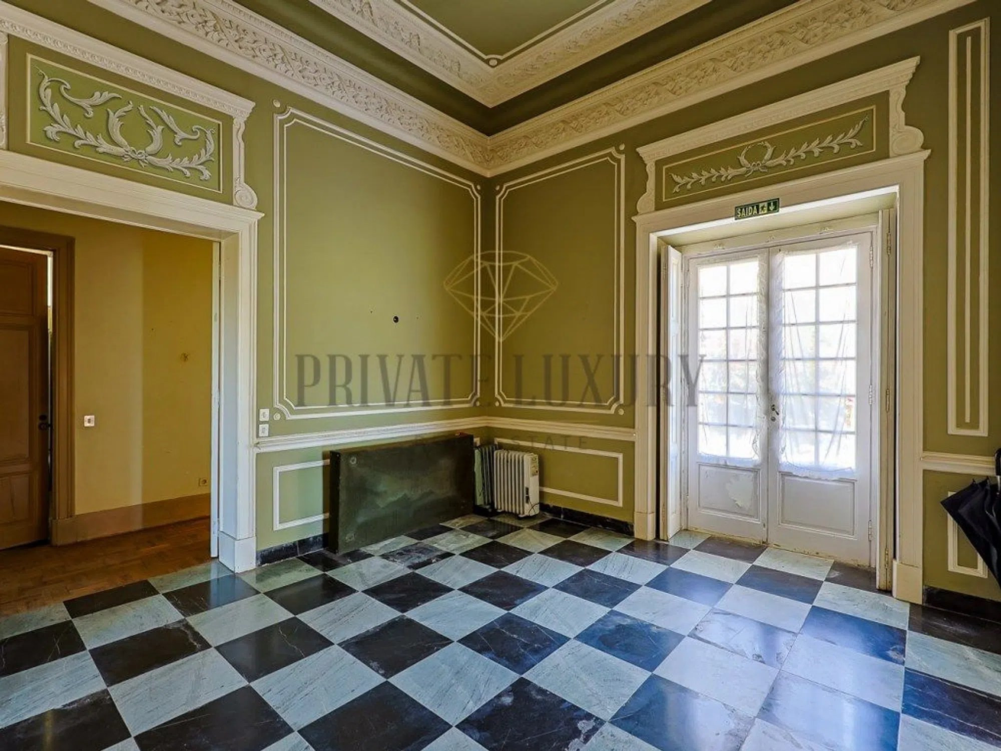 Palácio na praça Dom Fernando II - Photo 15