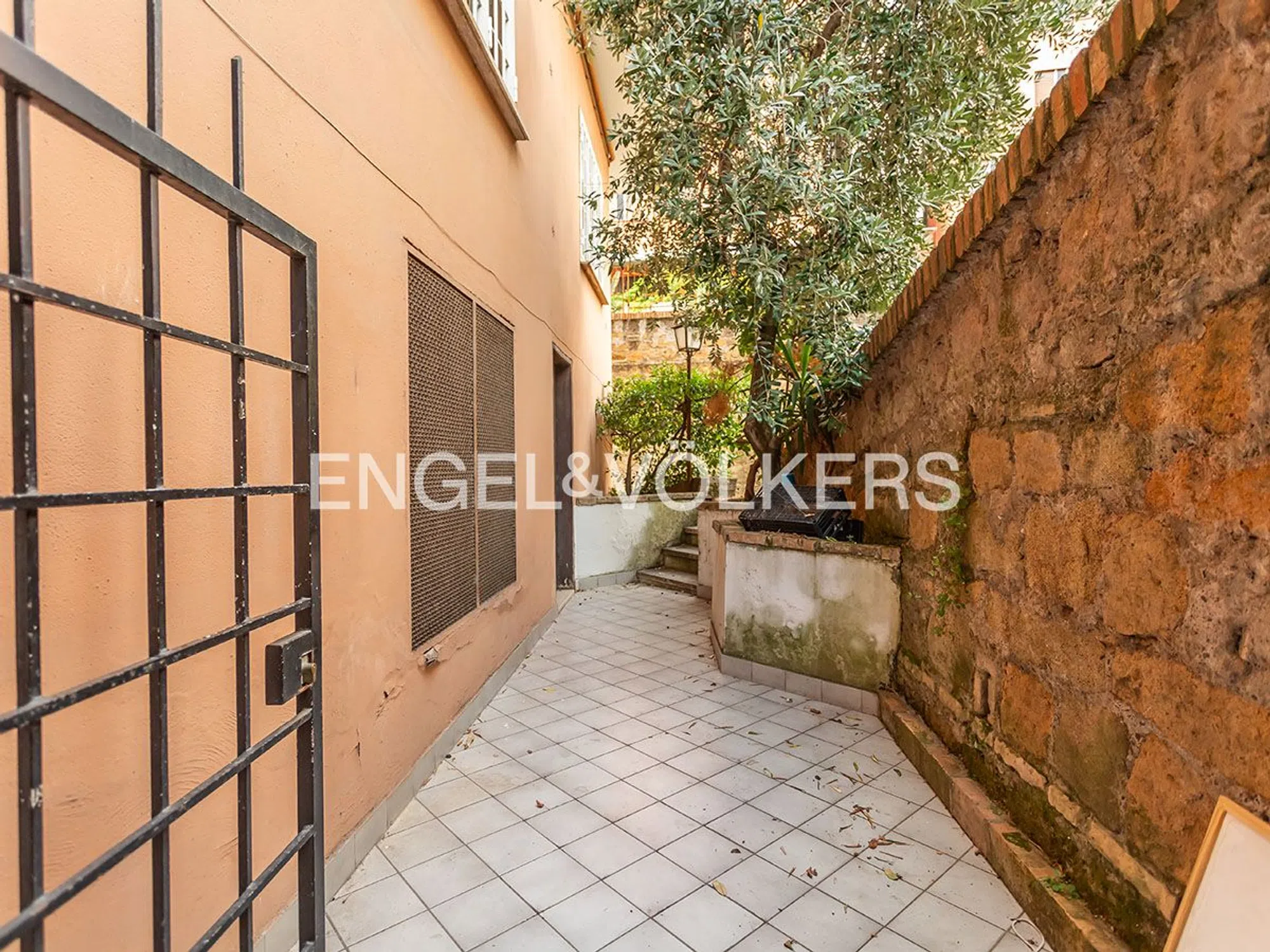 Appartamento su due piani in via Tor Caldara s.n.c. - Photo 14