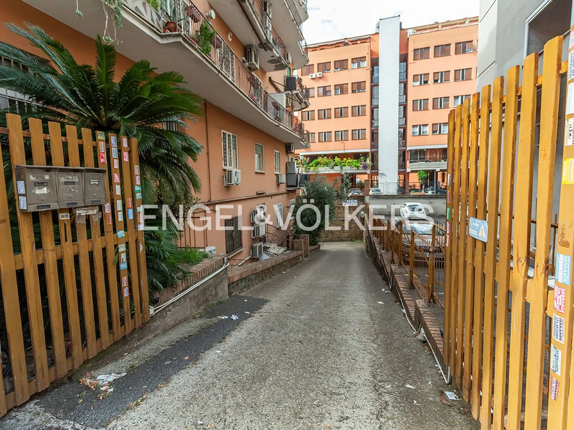 Appartamento su due piani in via Tor Caldara s.n.c. - Photo 15