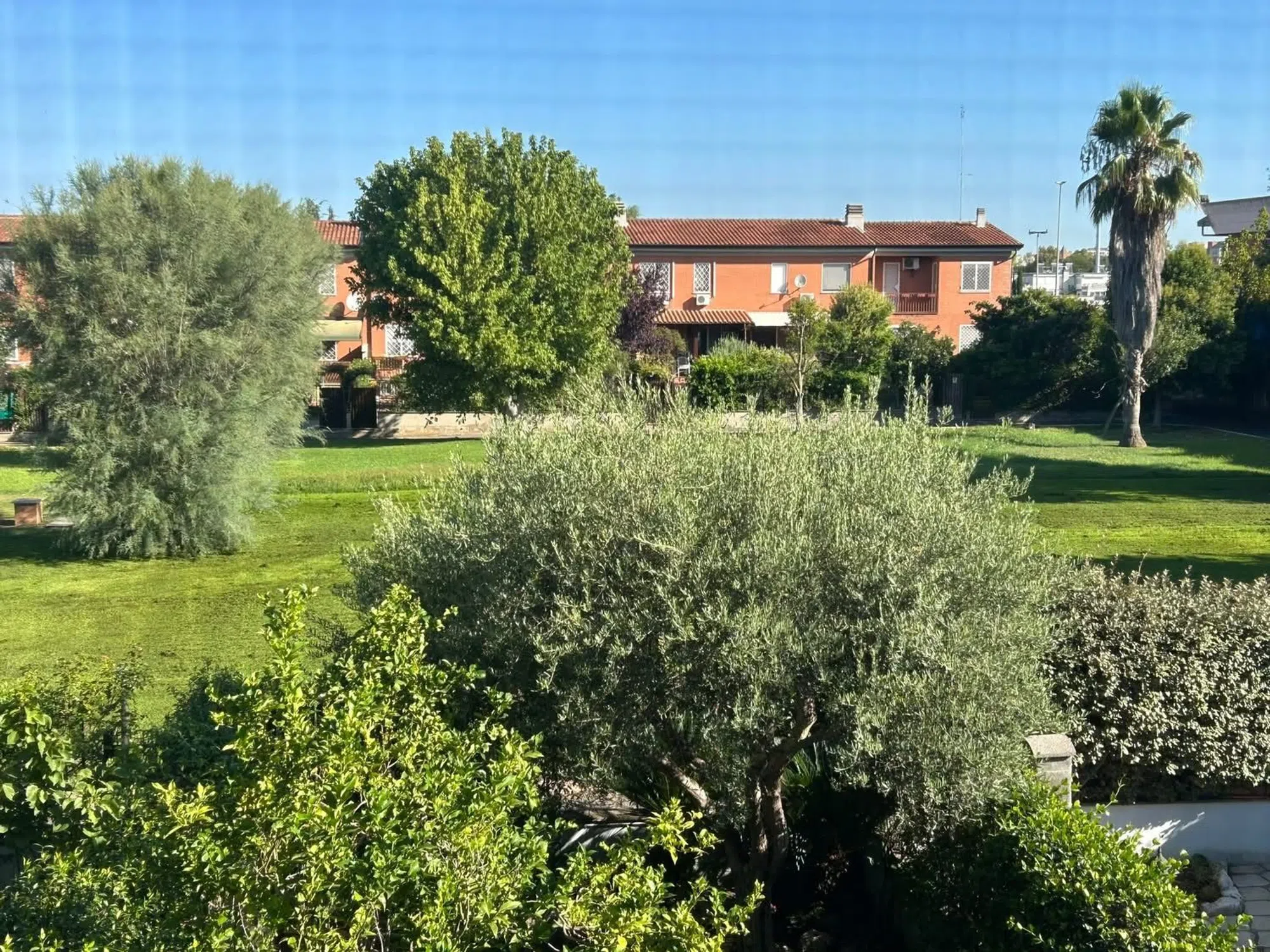 Villetta a schiera in via di Macchia Palocco, 111