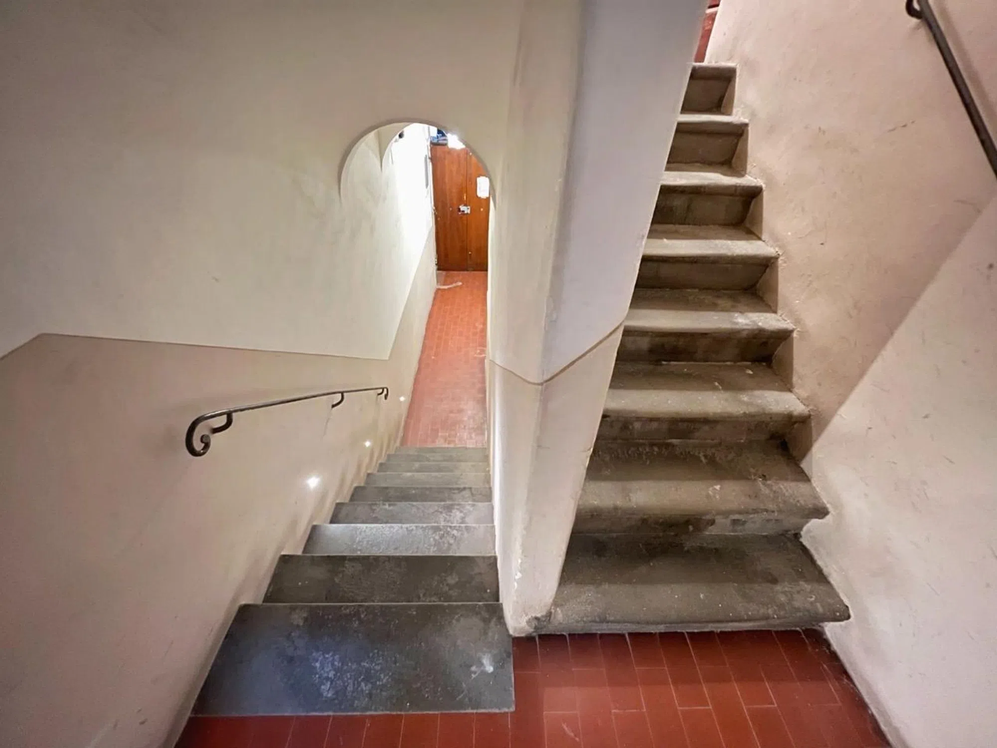 Appartamento su due piani in via della Condotta, 50 r - Photo 5