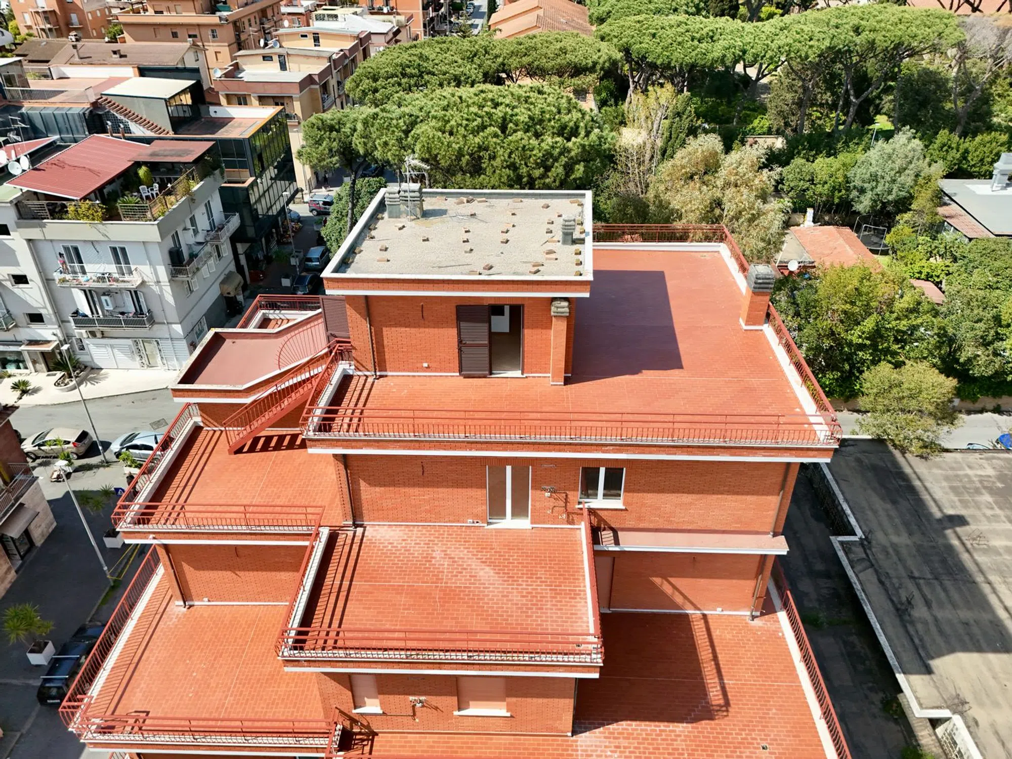 Appartamento su due piani in via Francesco Donati s.n.c. - Photo 2