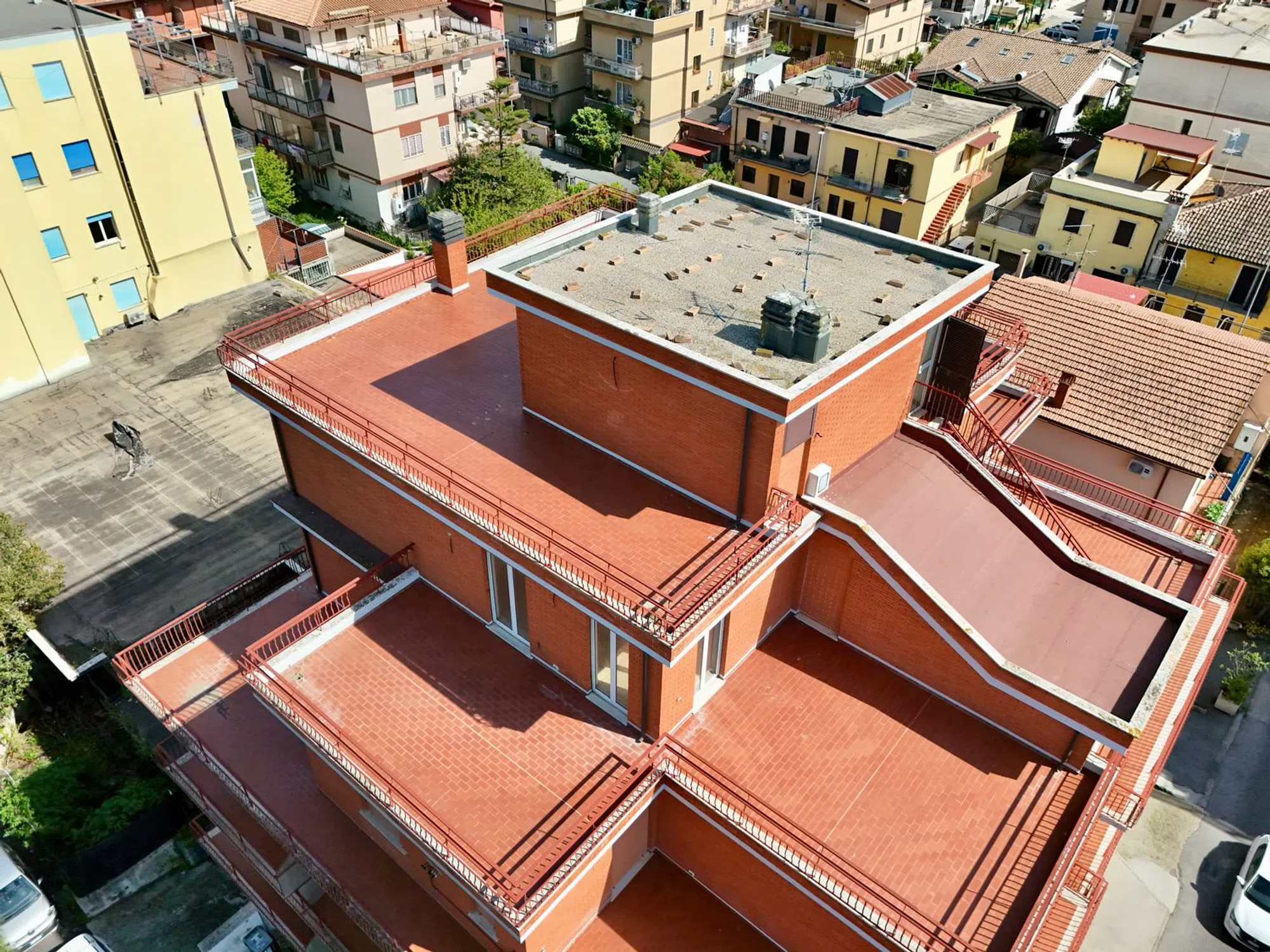 Appartamento su due piani in via Francesco Donati s.n.c. - Photo 3