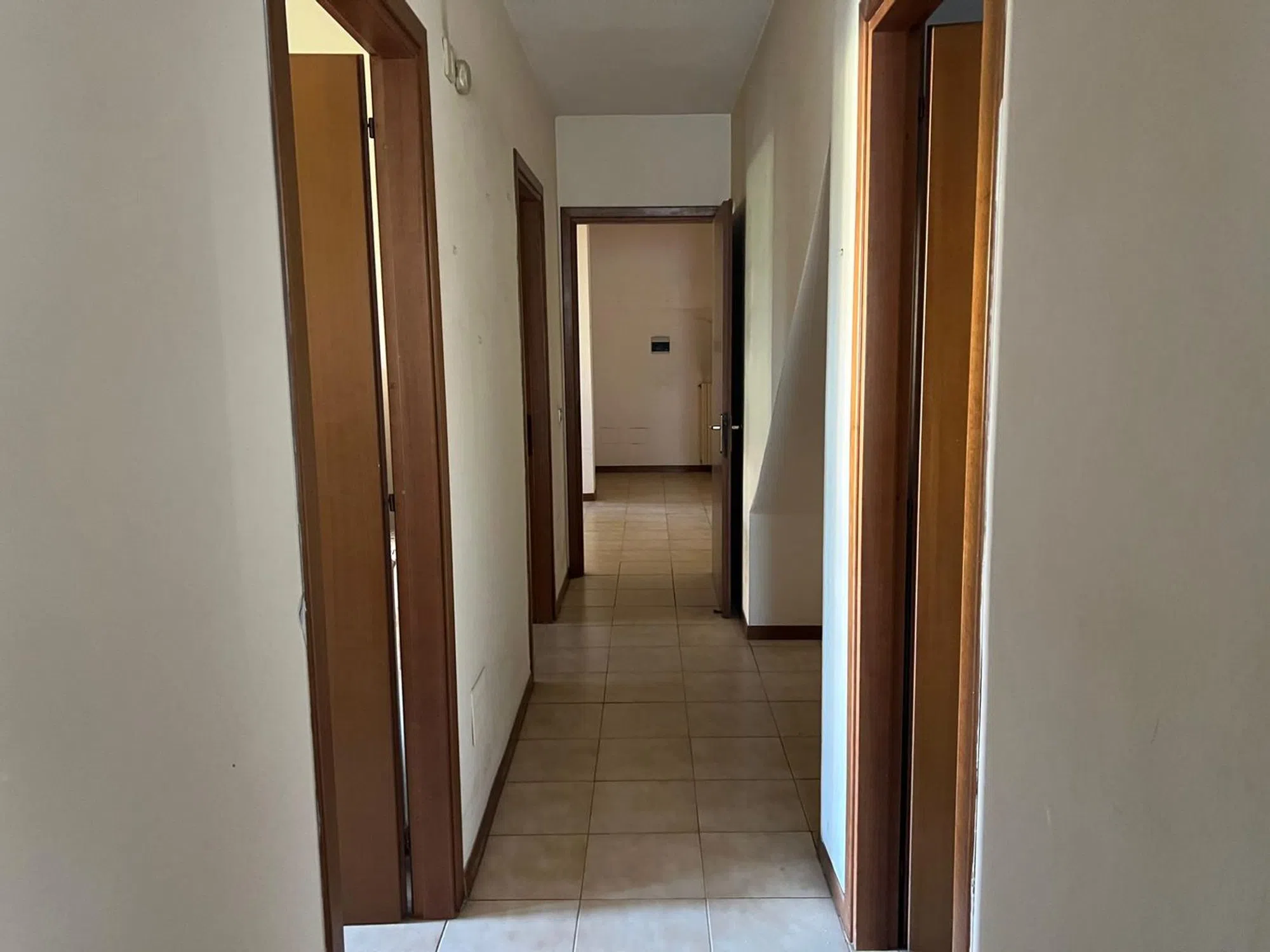 Trilocale in viale Alfredo Ottaviani s.n.c. - Photo 3