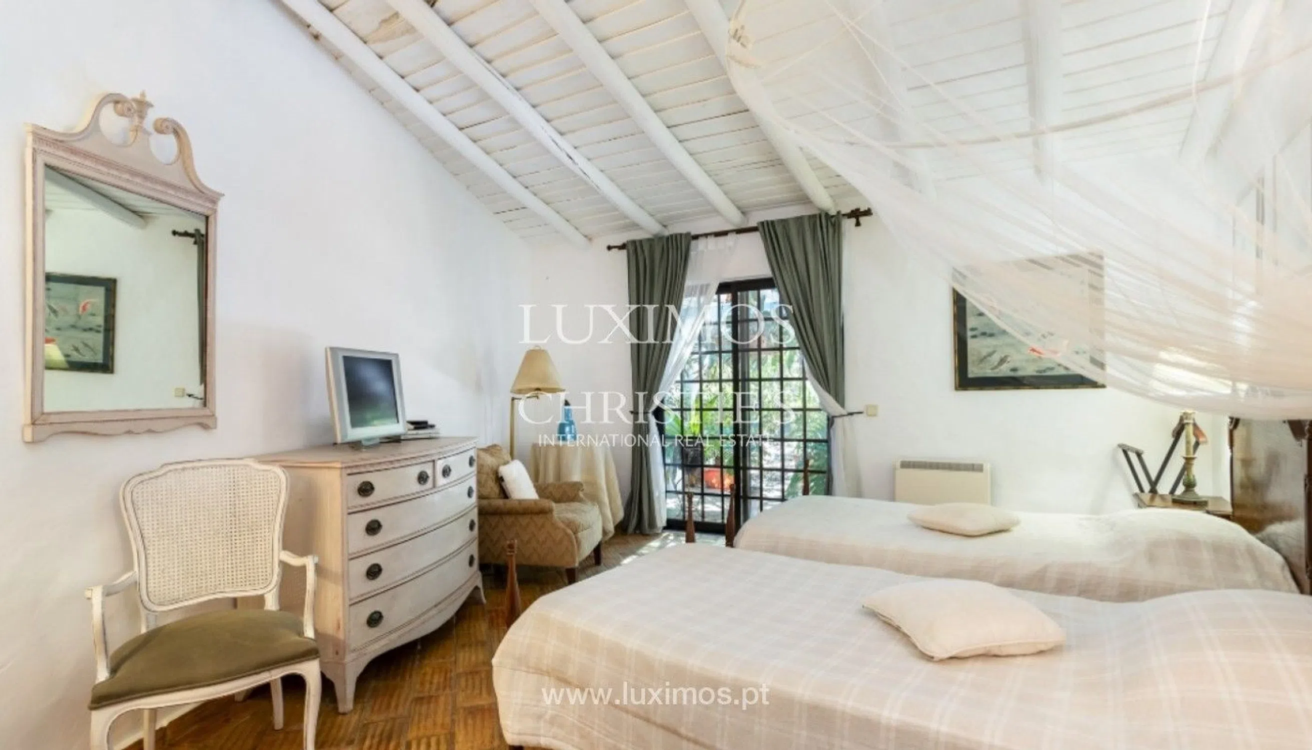 Moradia - Photo 17