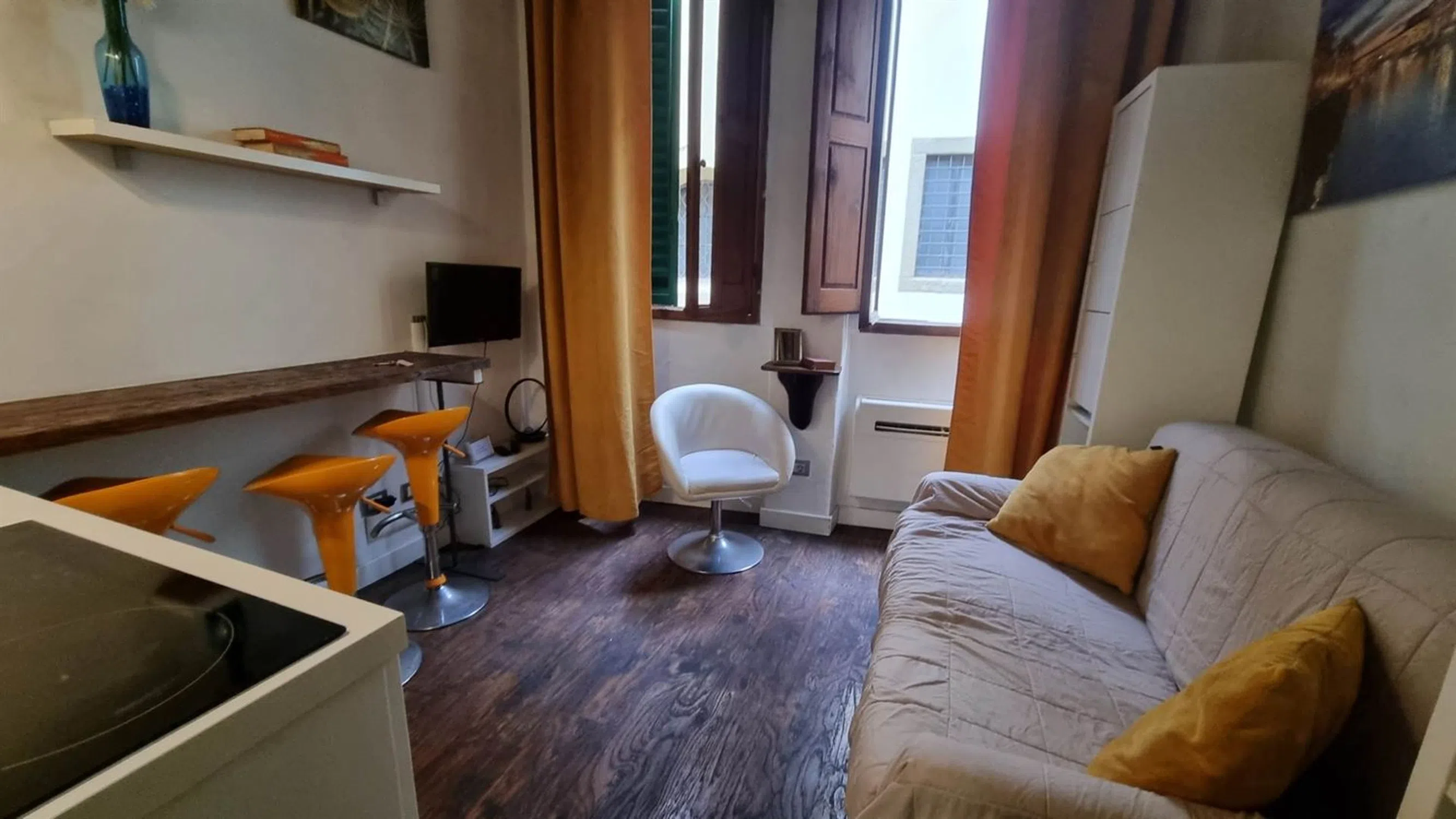 Monolocale in Quartiere Oltrarno - San Frediano - Santo Spirito - Photo 2