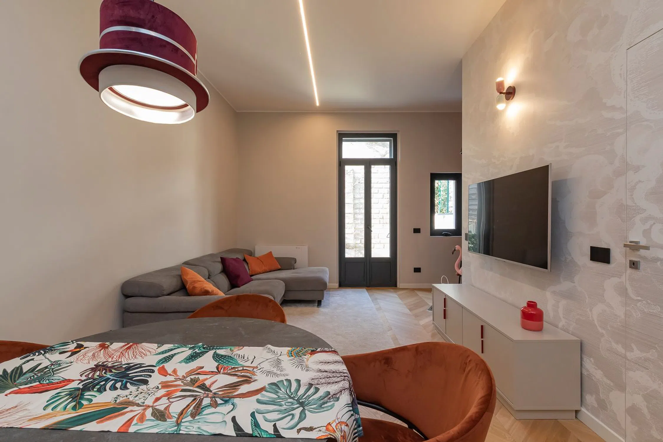 Appartamento su due piani in via Privata Massimiano, 21 - Photo 1