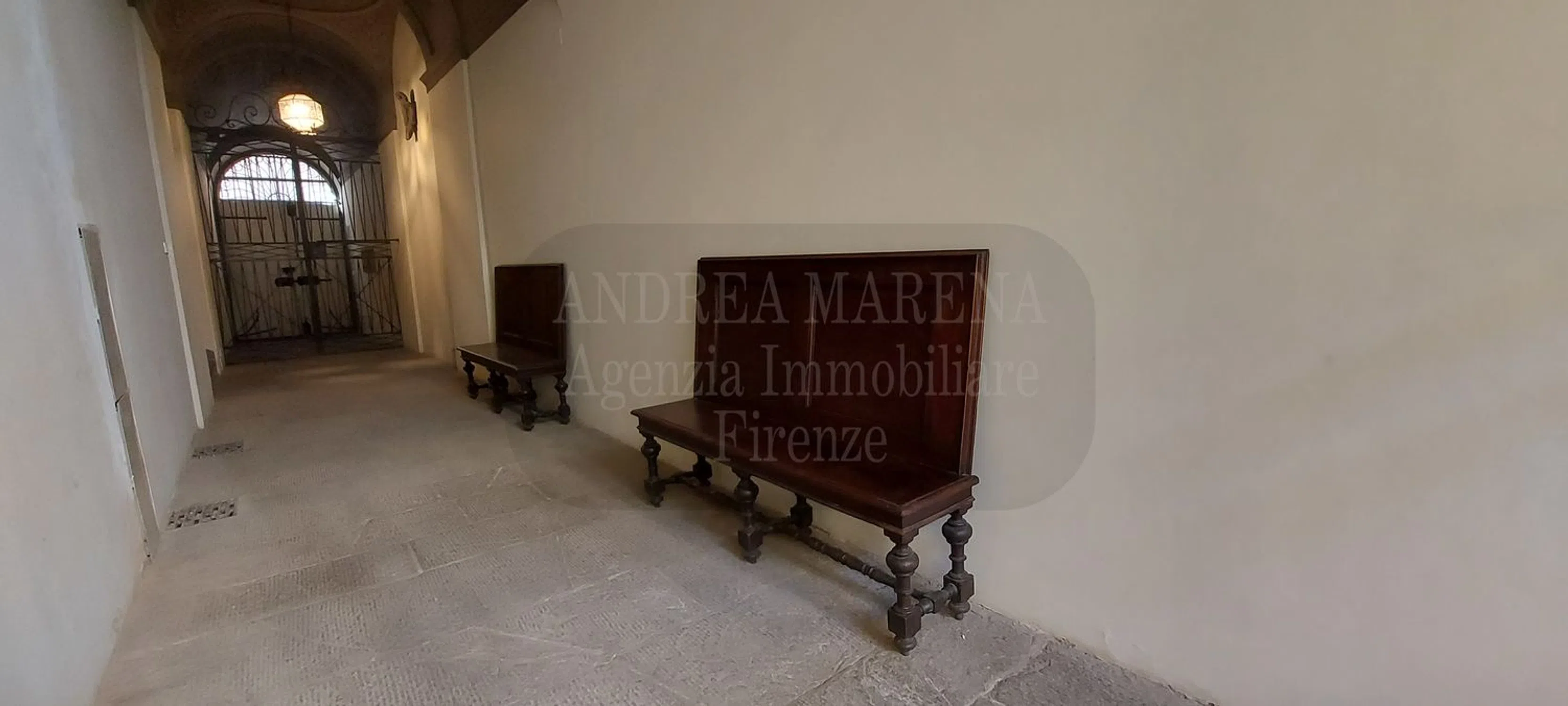 Appartamento in borgo Pinti s.n.c. - Photo 2