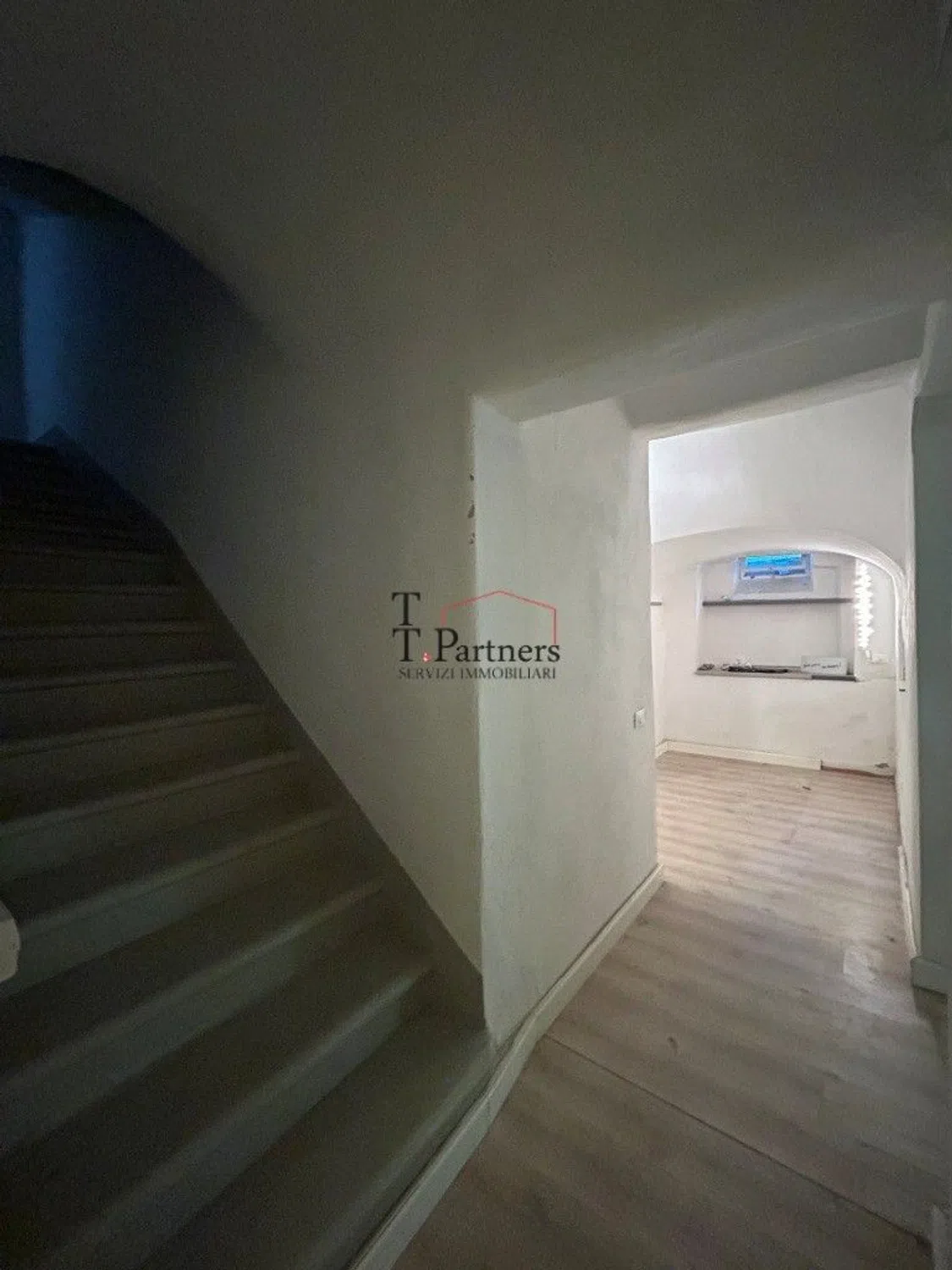 Trilocale in piazza Massimo D'Azeglio s.n.c. - Photo 10