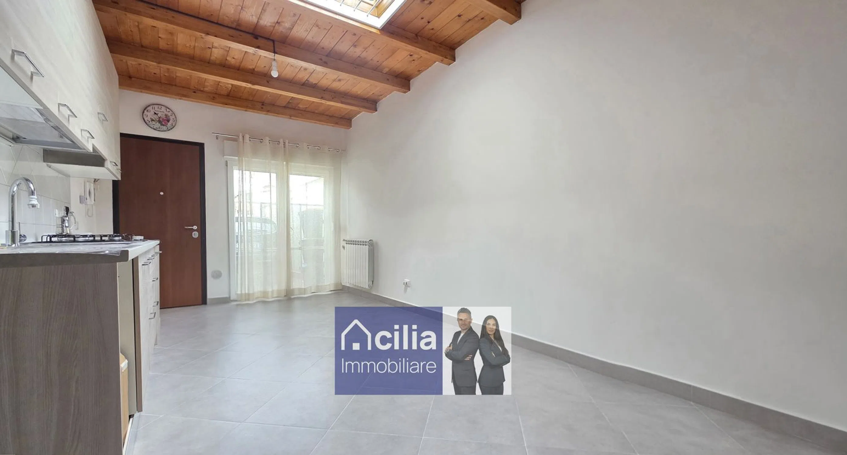 Trilocale in via Sangineto, 114