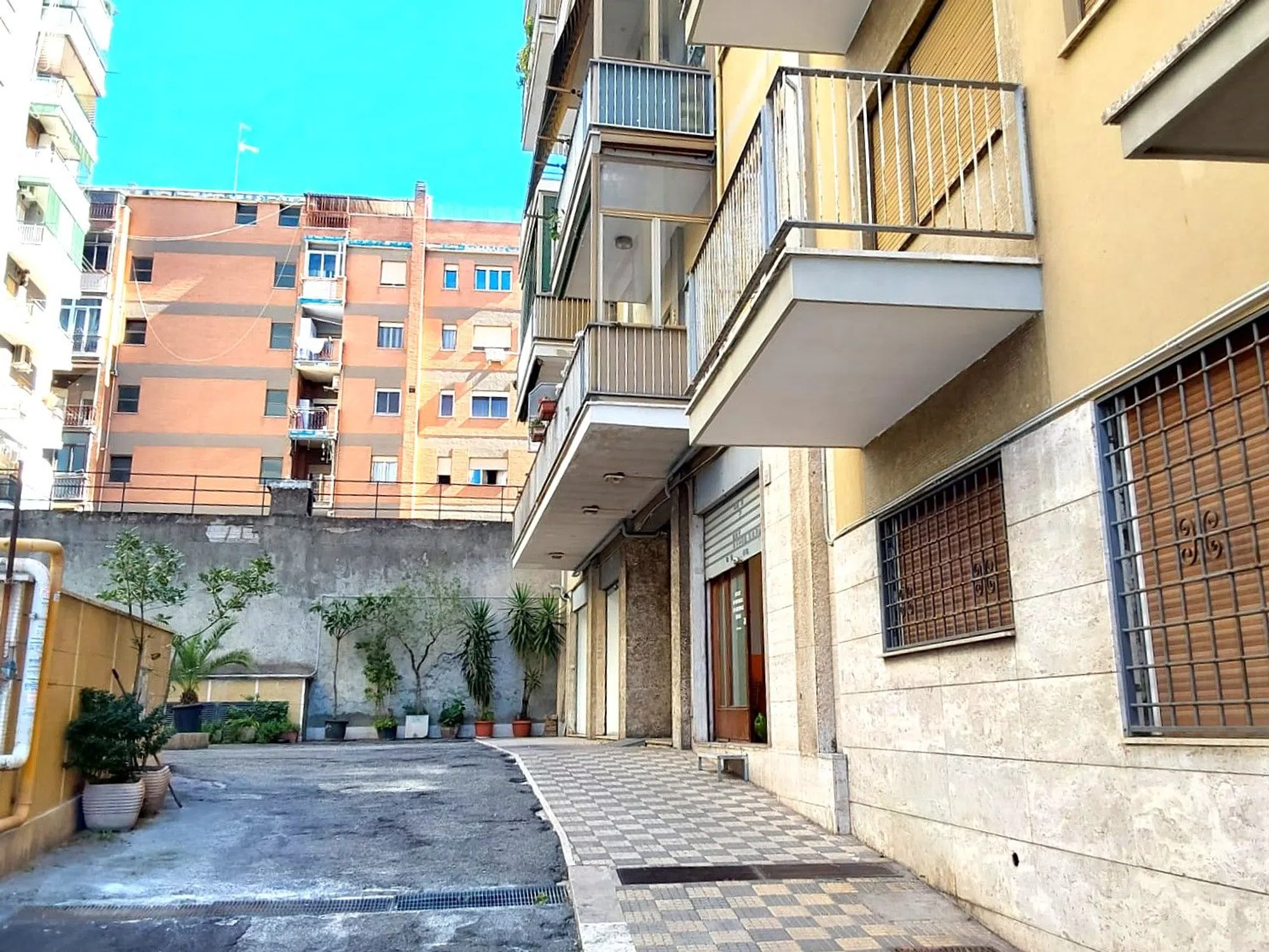 Trilocale in via Luigi Vittorio Bertarelli, 29 - Photo 2