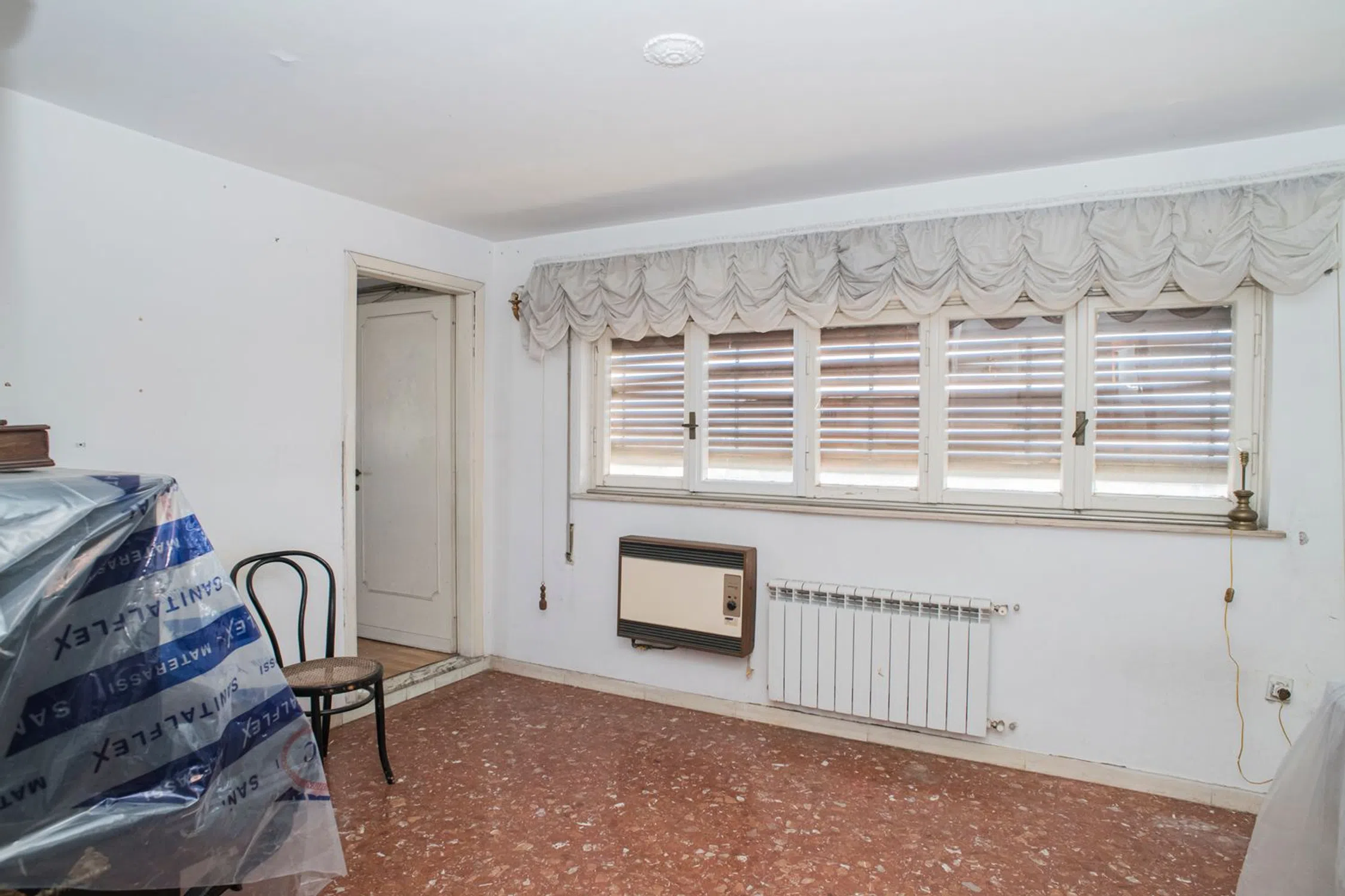 Trilocale in via Ugo da Porta Ravegnana s.n.c. - Photo 17