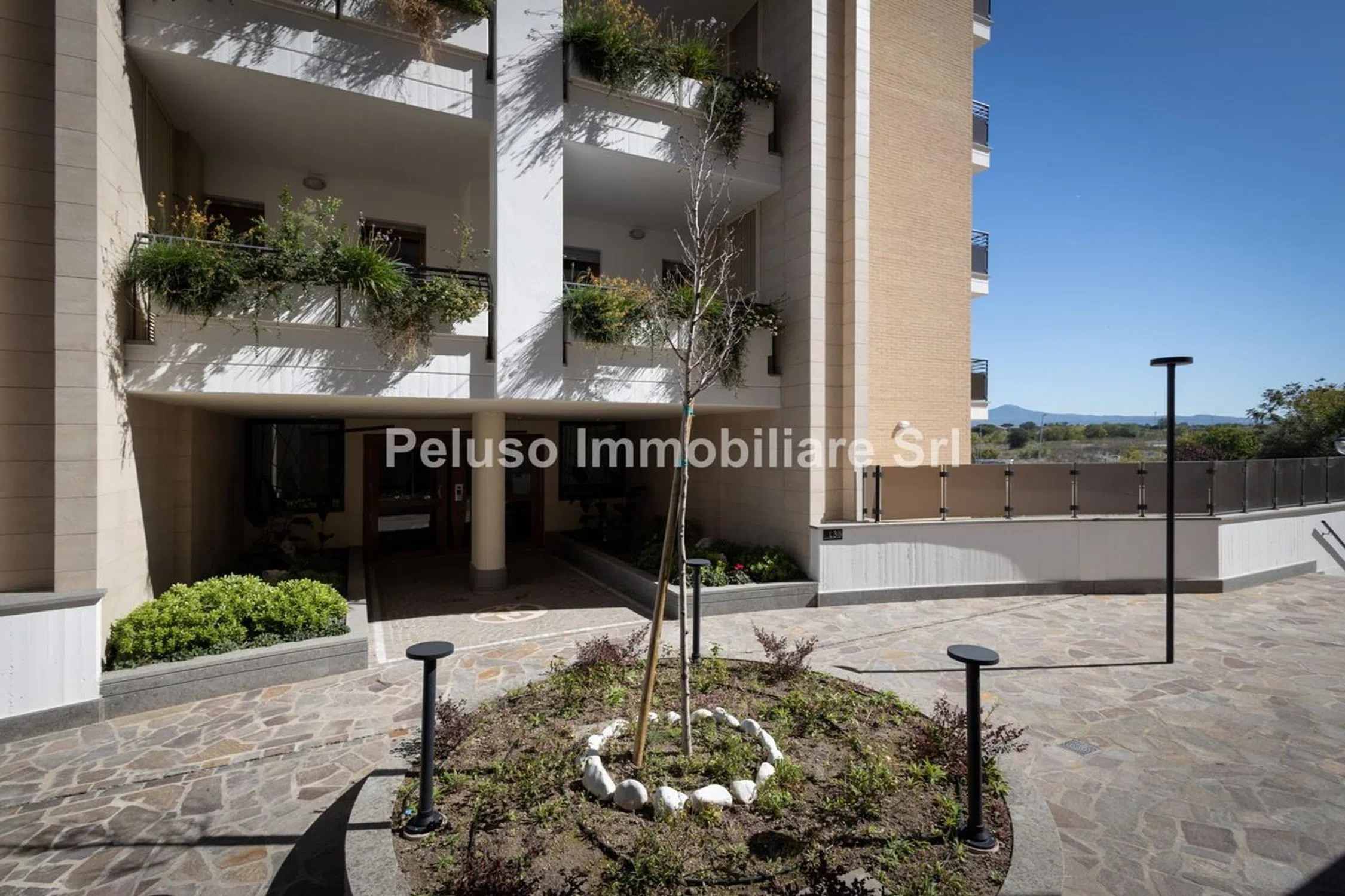 Trilocale in via della Cecchignola s.n.c. - Photo 9