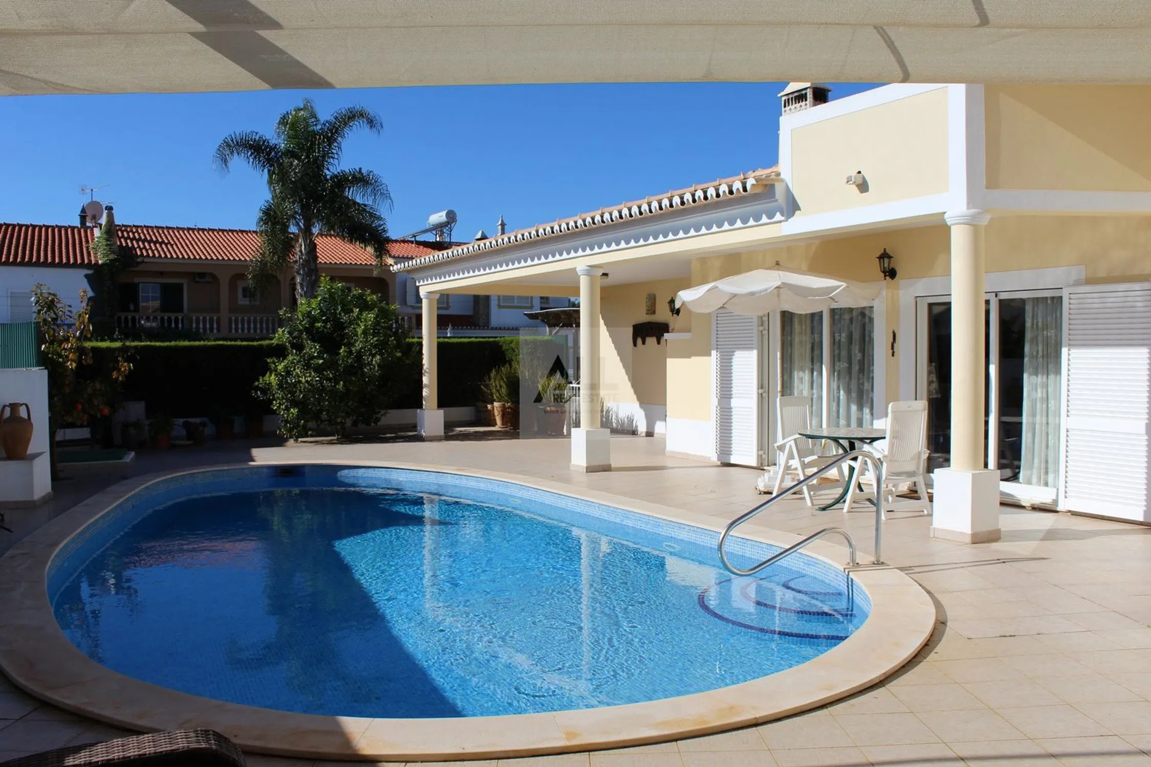 Moradia - Photo 3