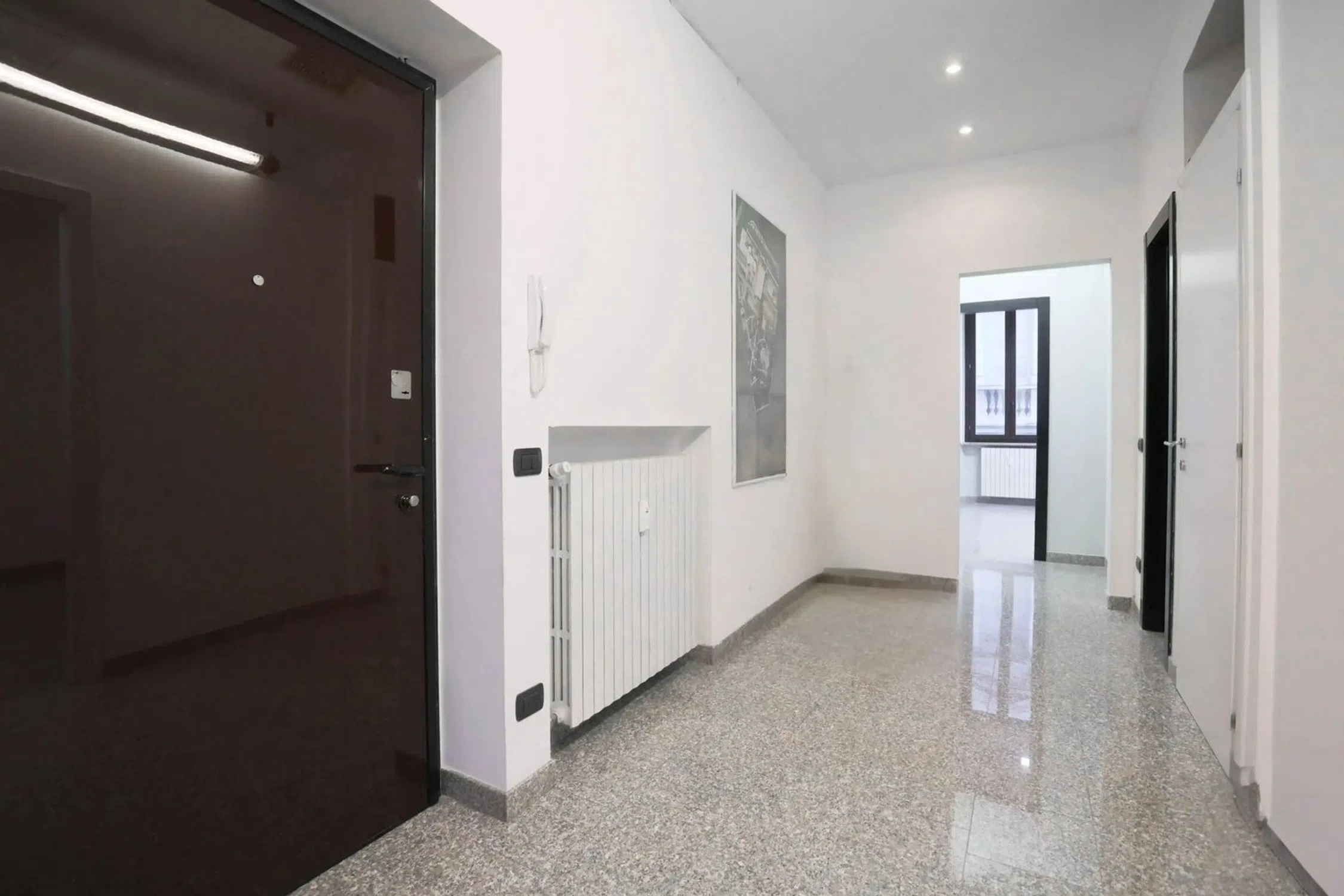 Trilocale in via dei Piatti s.n.c. - Photo 3