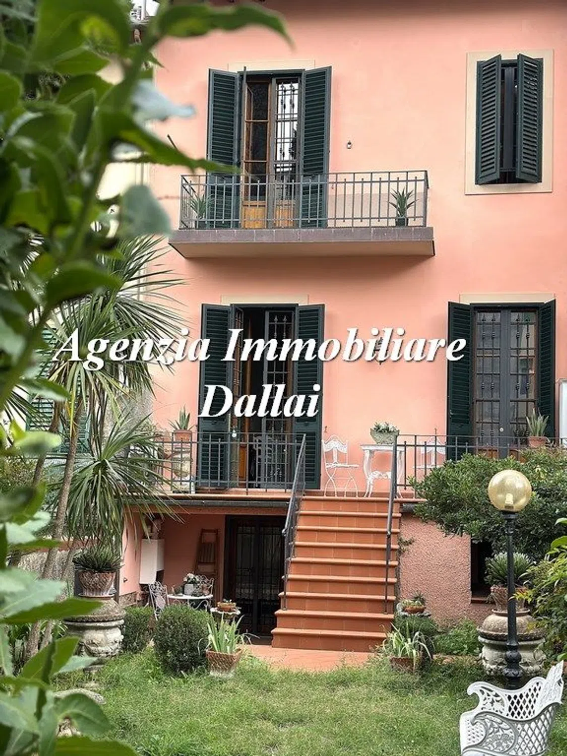 Casa indipendente in piazza Giacomo Puccini s.n.c. - Photo 1